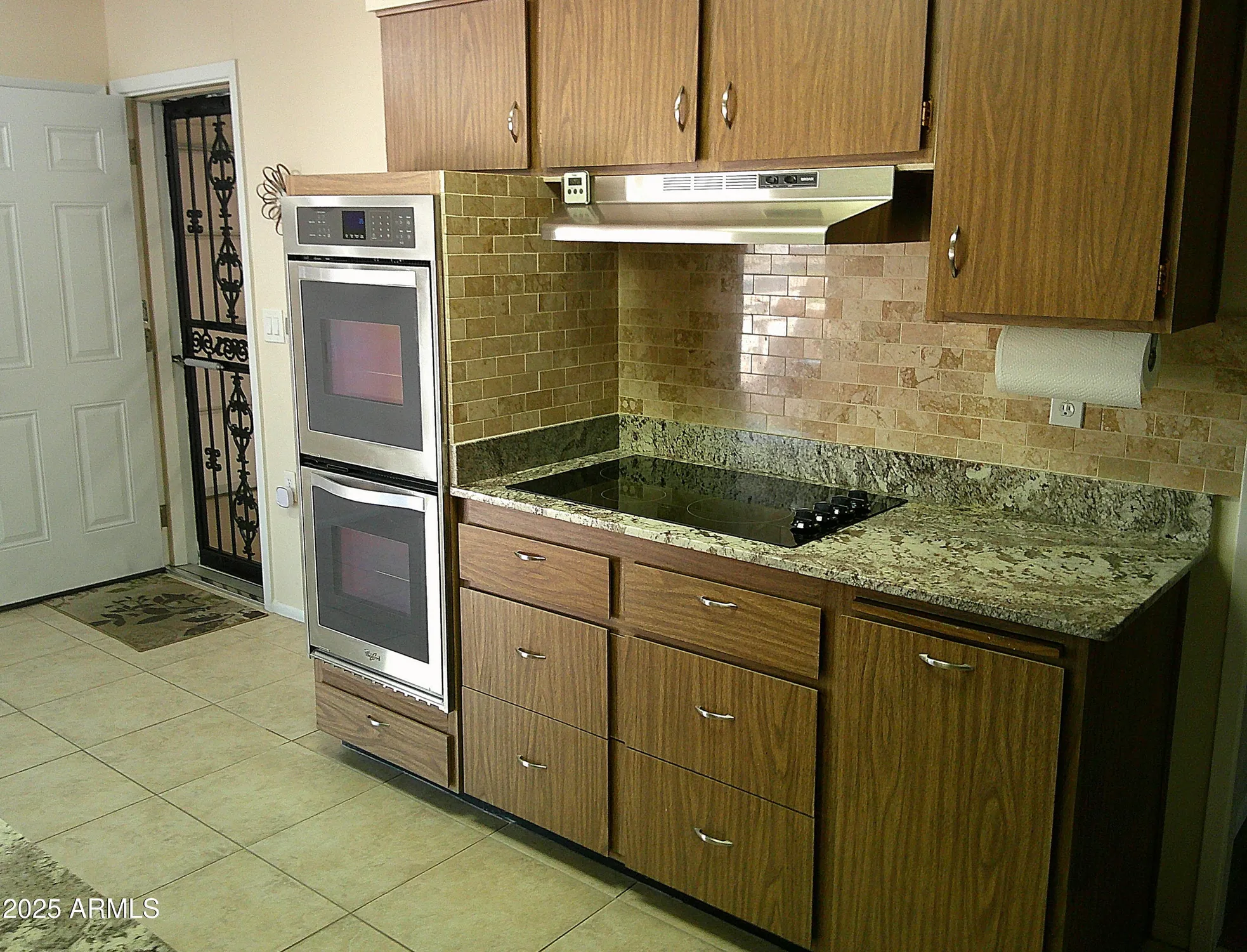 Property Slideshow image 12 of 84 | 10731 w mission ln, Sun City, AZ, 85351