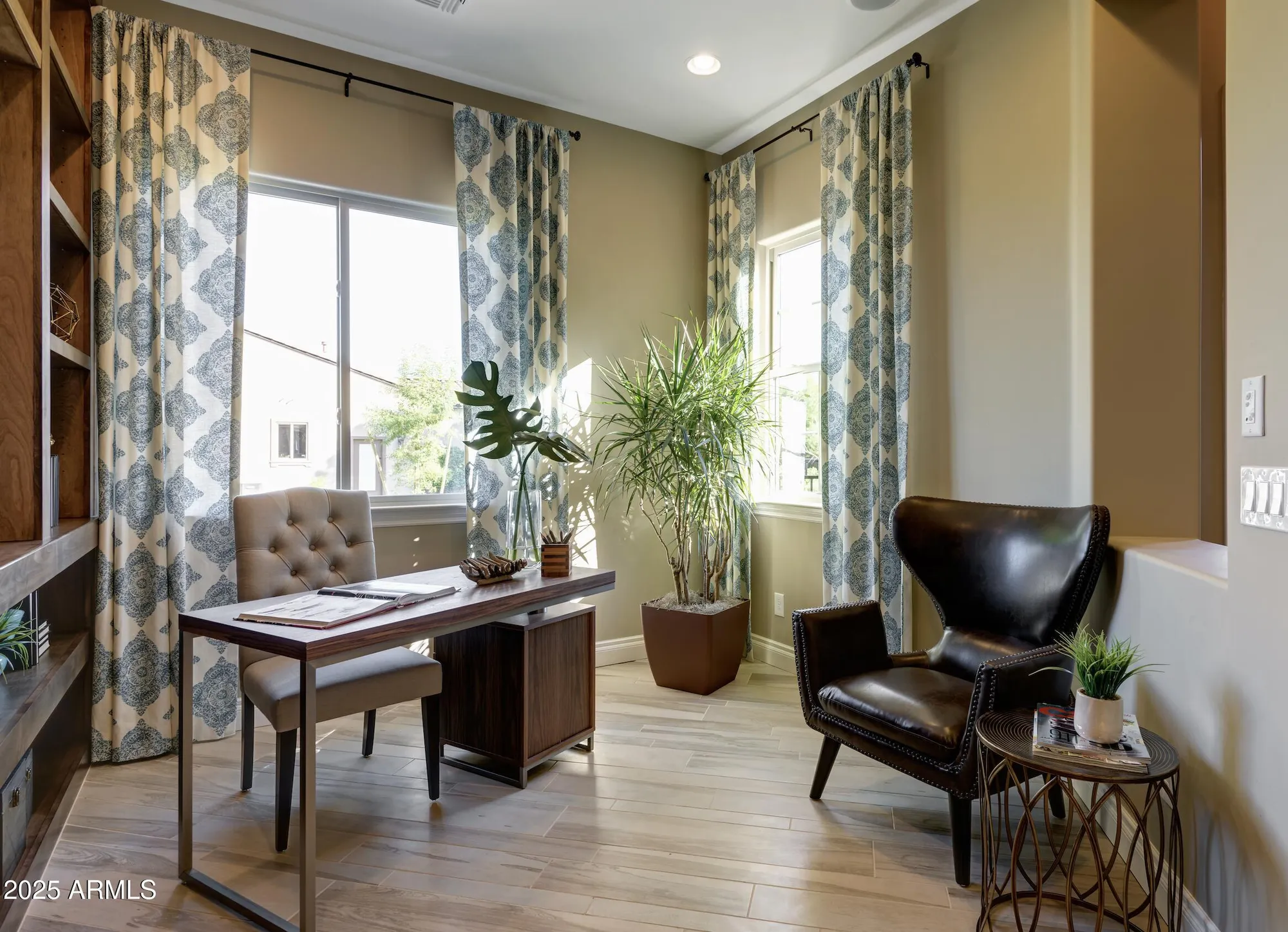 Property Slideshow image 8 of 8 | 566 e peach tree st, Queen Creek, AZ, 85140