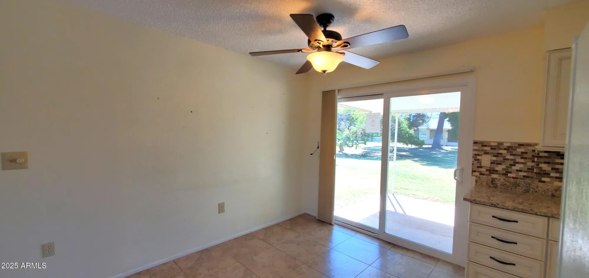 Property Slideshow image 8 of 24 | 13606 n redwood dr, Sun City, AZ, 85351