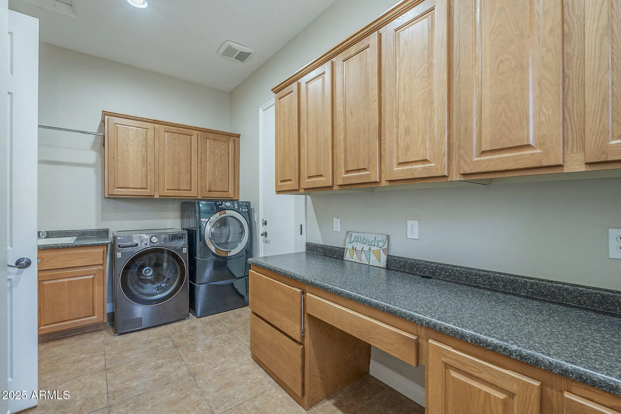 Property Slideshow image 31 of 73 | 1558 e sweet citrus dr, Queen Creek, AZ, 85140