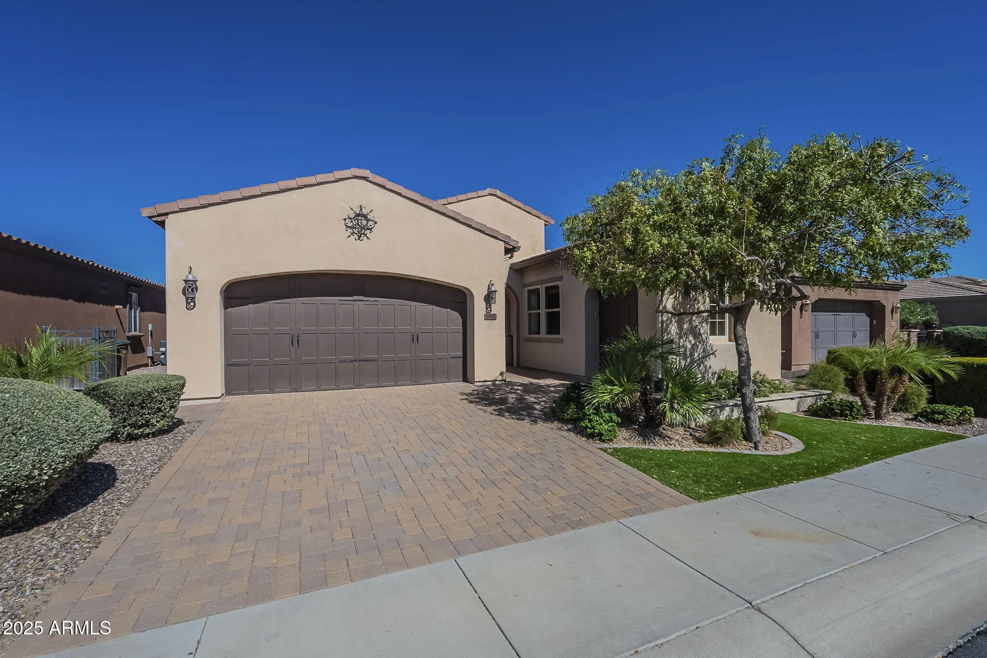 Property Slideshow image 5 of 73 | 1558 e sweet citrus dr, Queen Creek, AZ, 85140