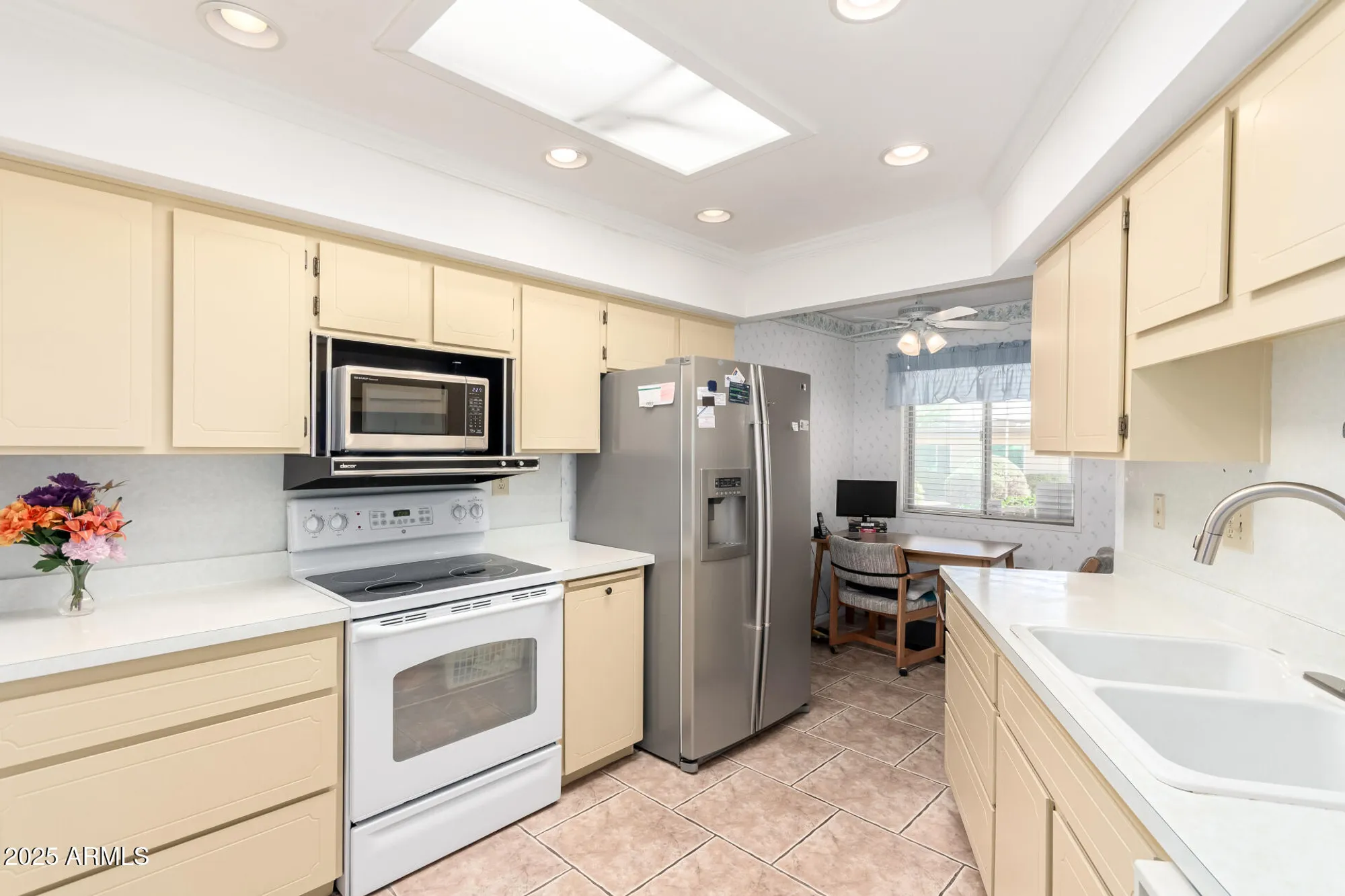 Property Slideshow image 8 of 33 | 14021 n 111th ave, Sun City, AZ, 85351