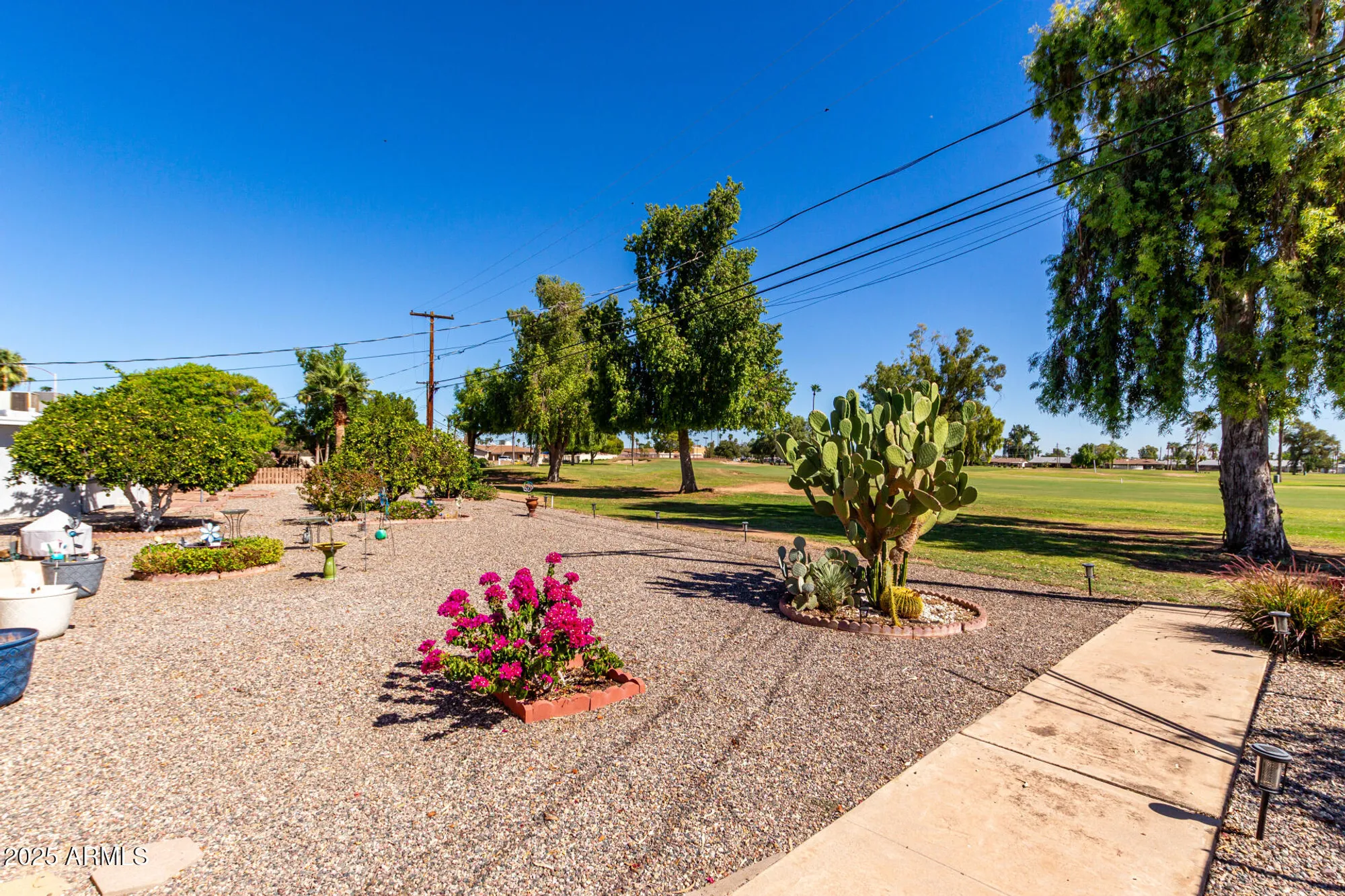 Property Slideshow image 26 of 41 | 10839 w oakmont dr, Sun City, AZ, 85351
