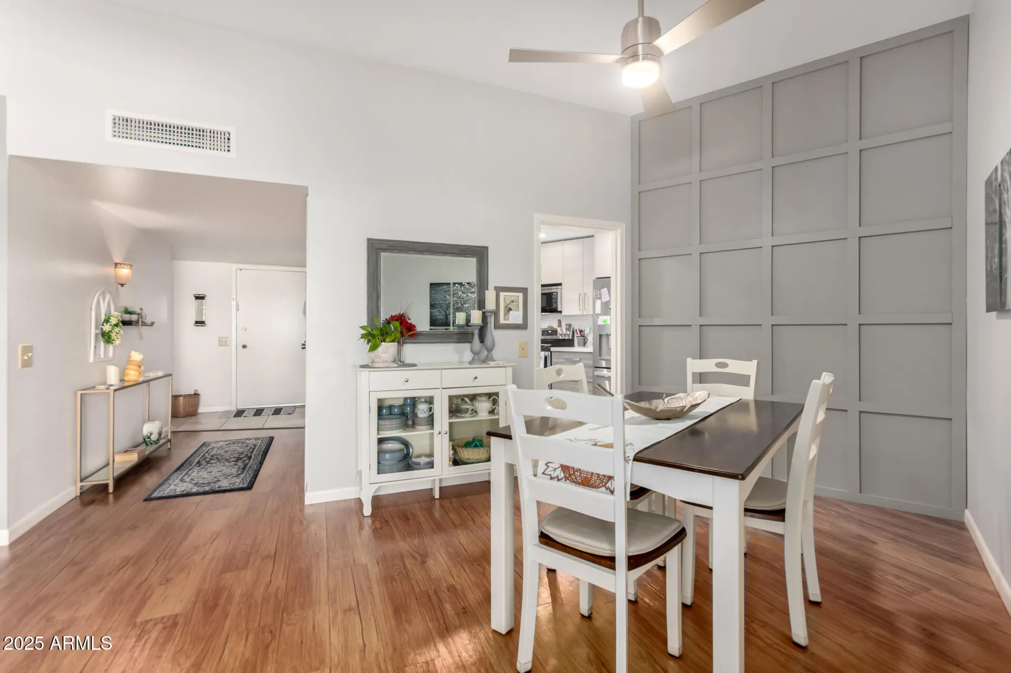 Property Slideshow image 6 of 30 | 10520 w ocotillo dr, Sun City, AZ, 85373