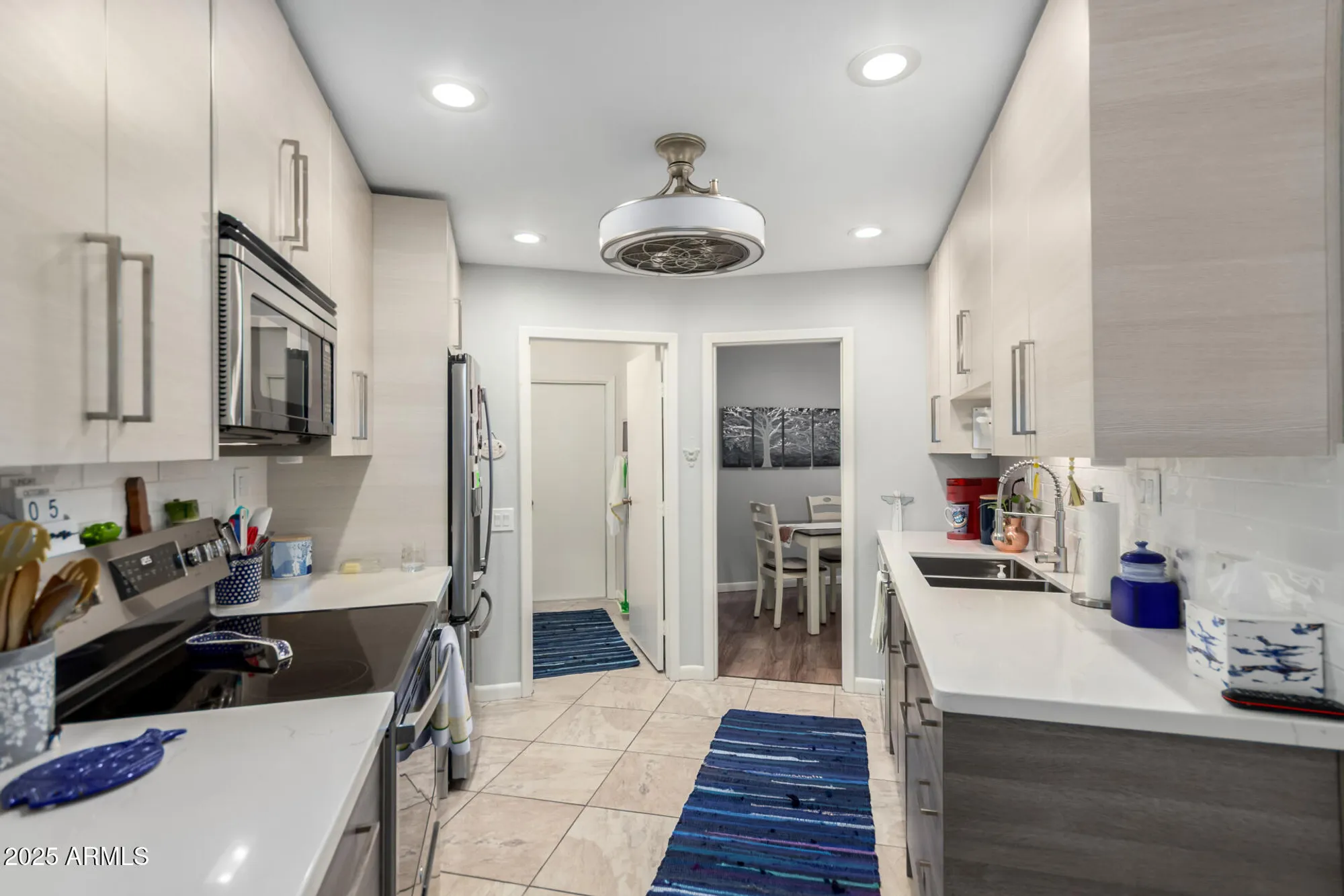 Property Slideshow image 10 of 30 | 10520 w ocotillo dr, Sun City, AZ, 85373