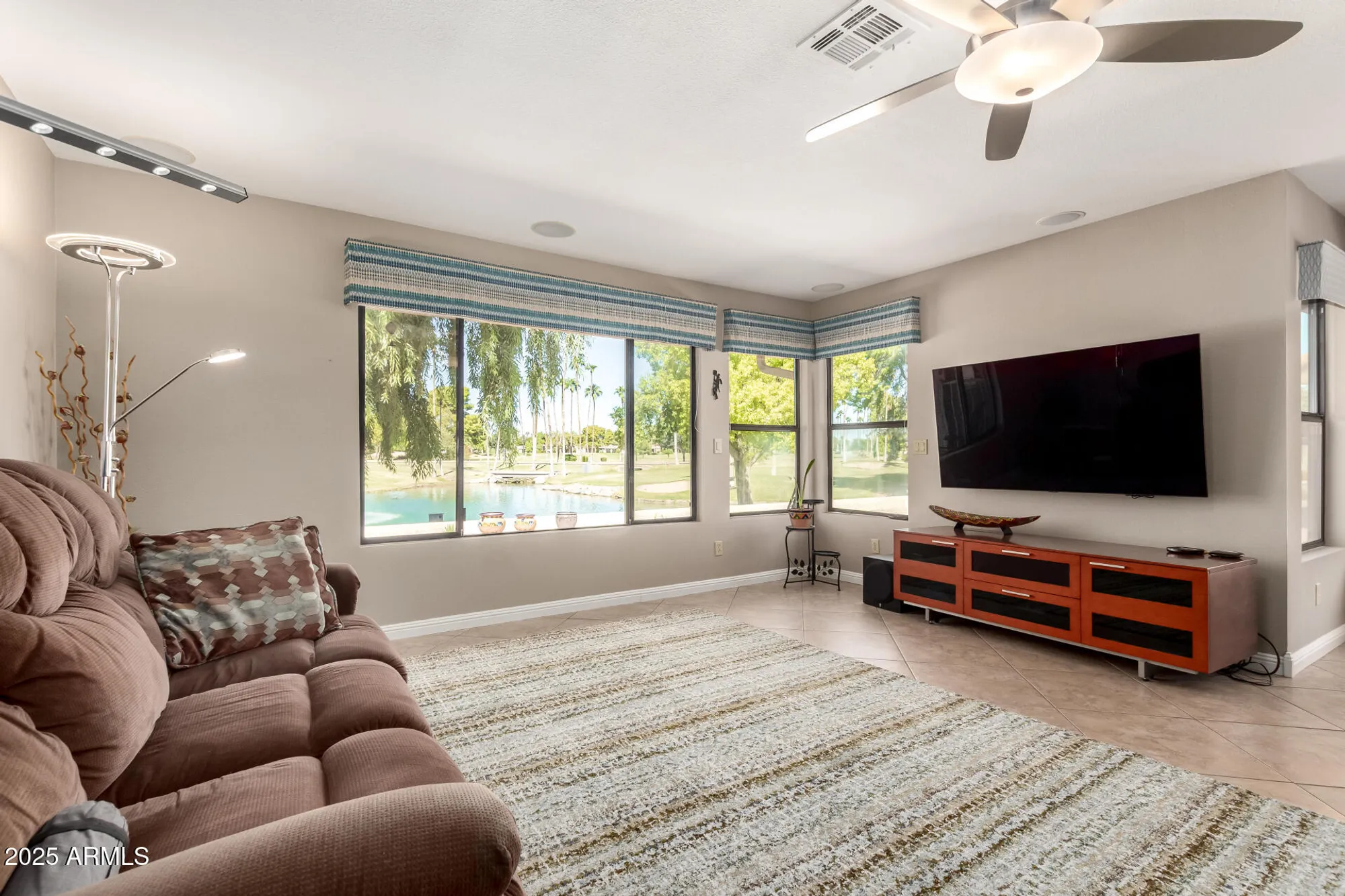 Property Slideshow image 8 of 60 | 9646 w taro ln, Peoria, AZ, 85382