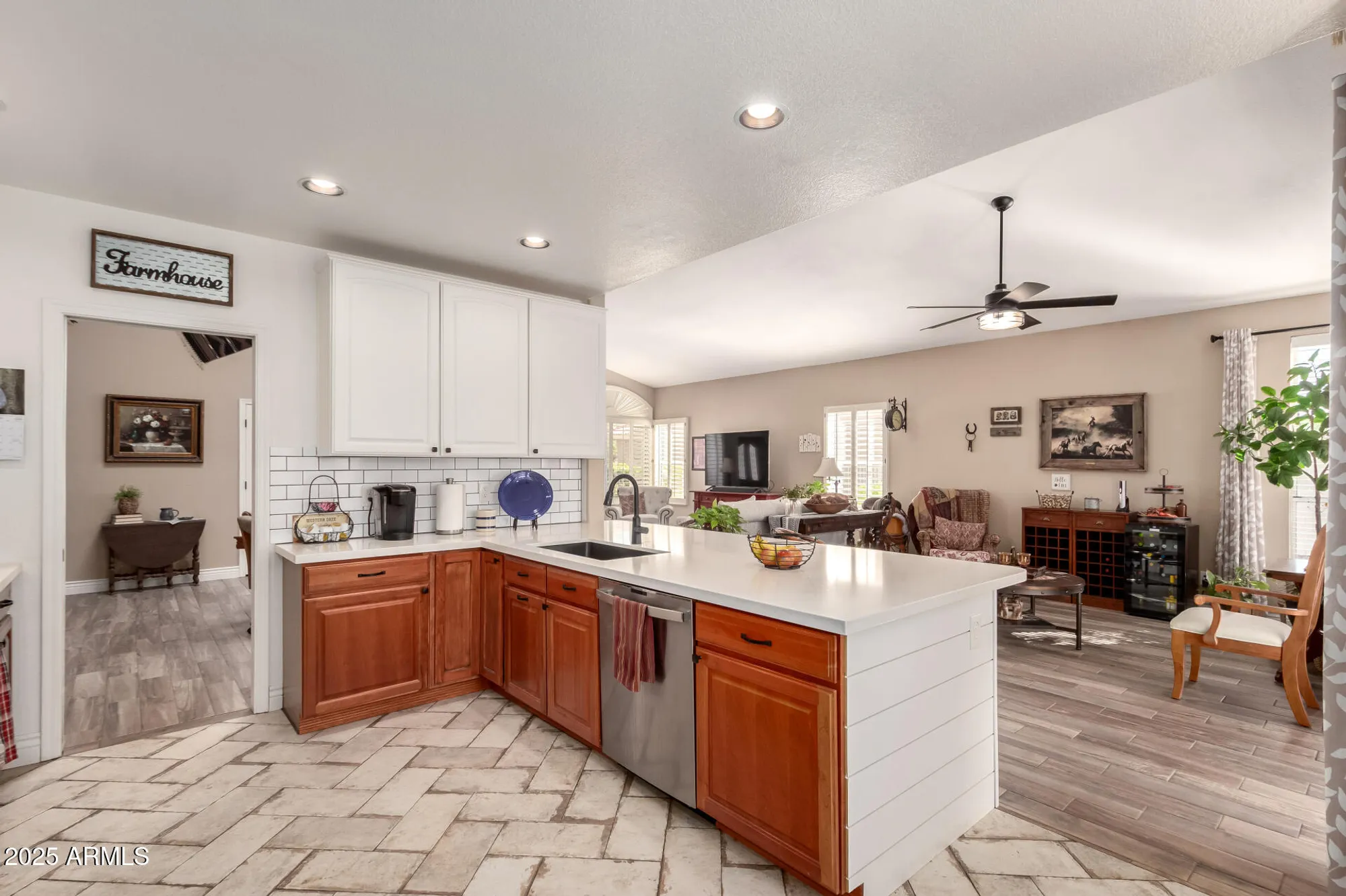 Property Slideshow image 16 of 31 | 10613 e voax dr, Sun Lakes, AZ, 85248