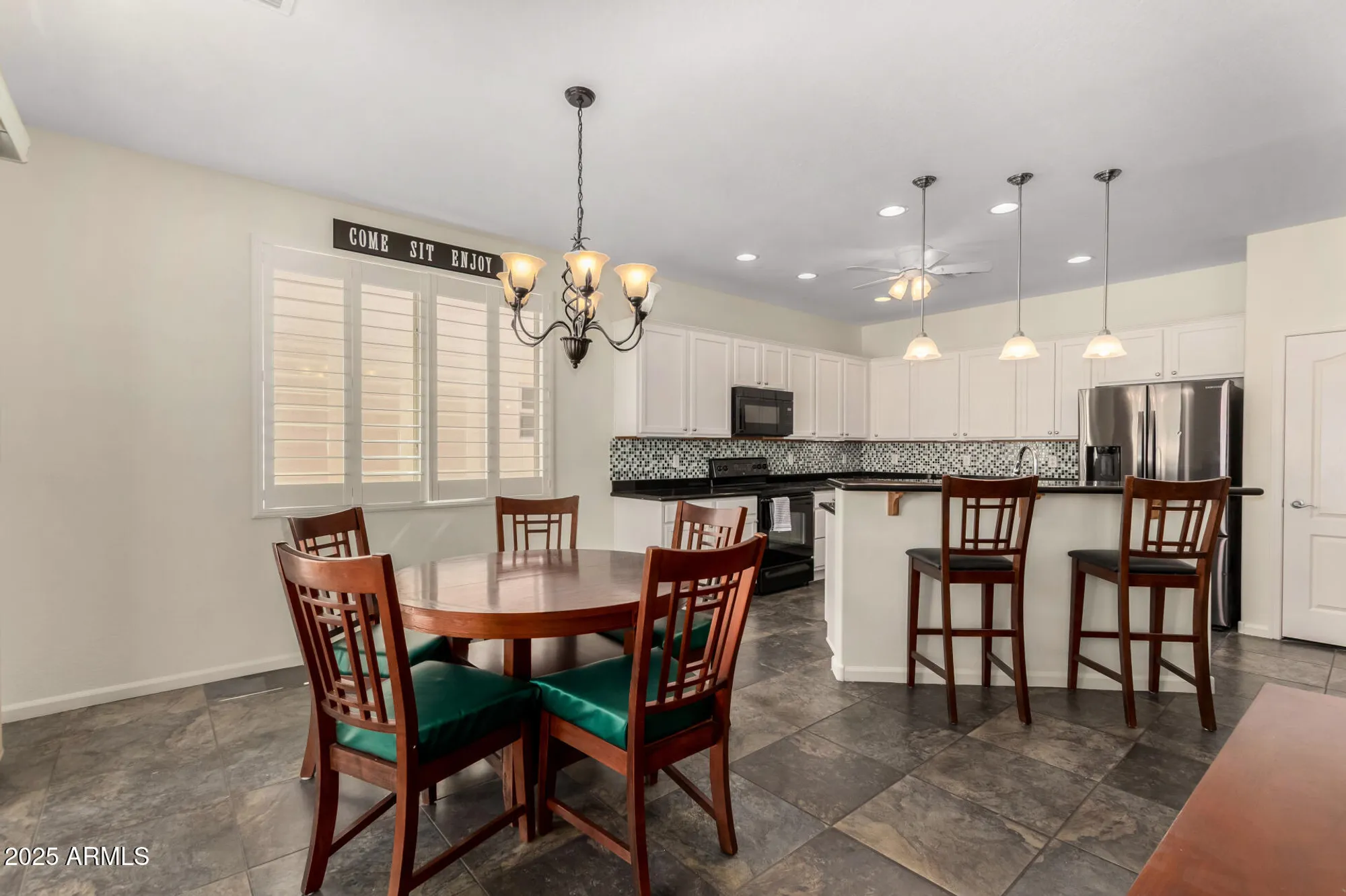 Property Slideshow image 14 of 50 | 5044 w buckskin dr, Eloy, AZ, 85131