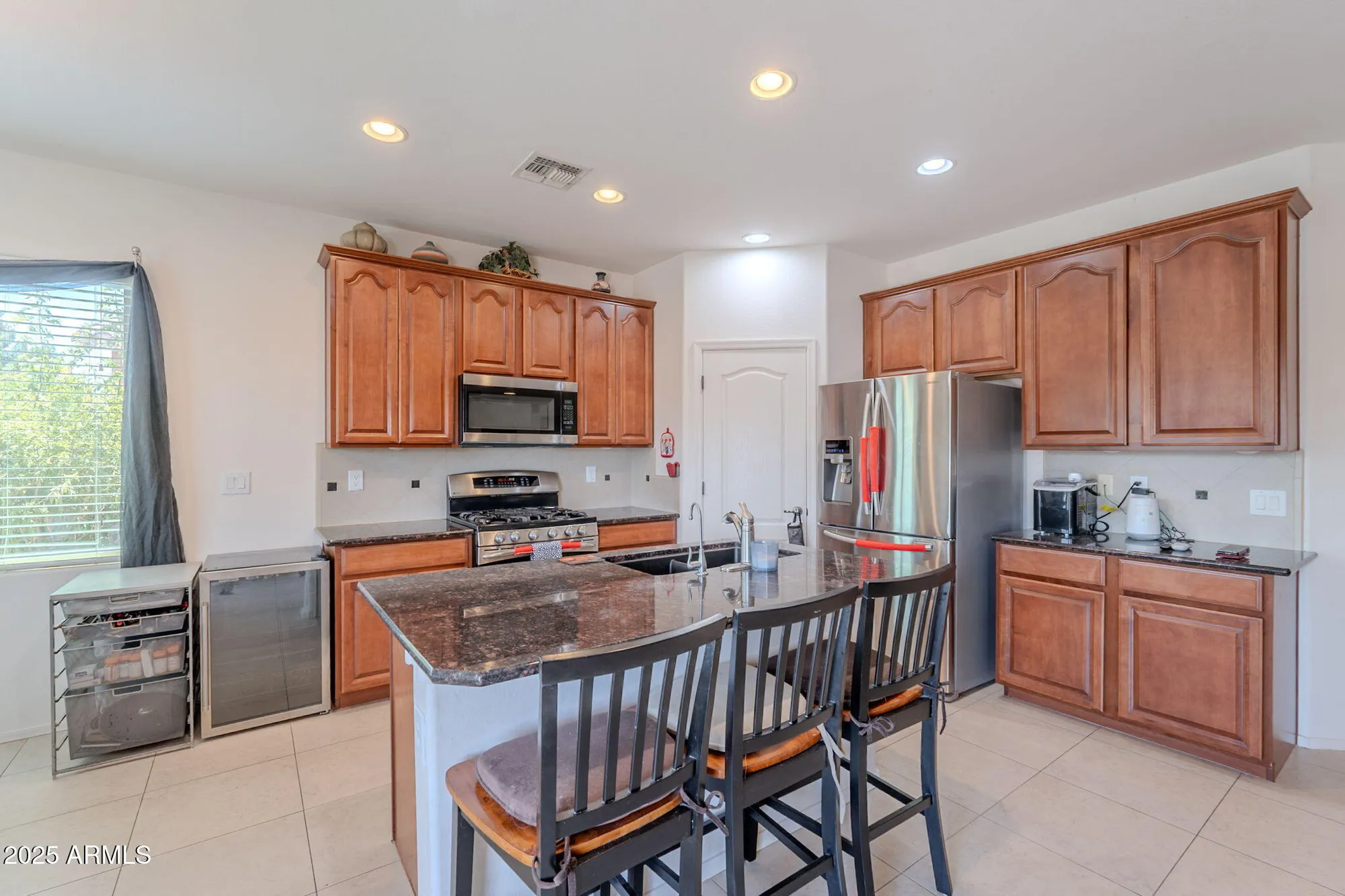 Property Slideshow image 9 of 19 | 20119 n laguna way, Maricopa, AZ, 85138