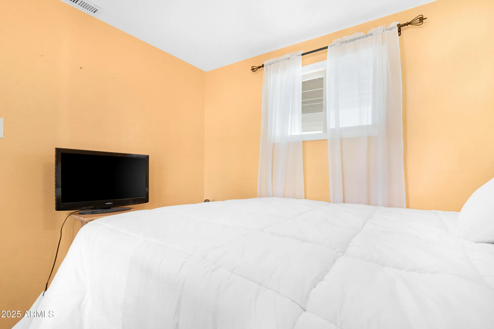 Property Slideshow image 25 of 55 | 6114 s sawgrass dr, Chandler, AZ, 85249