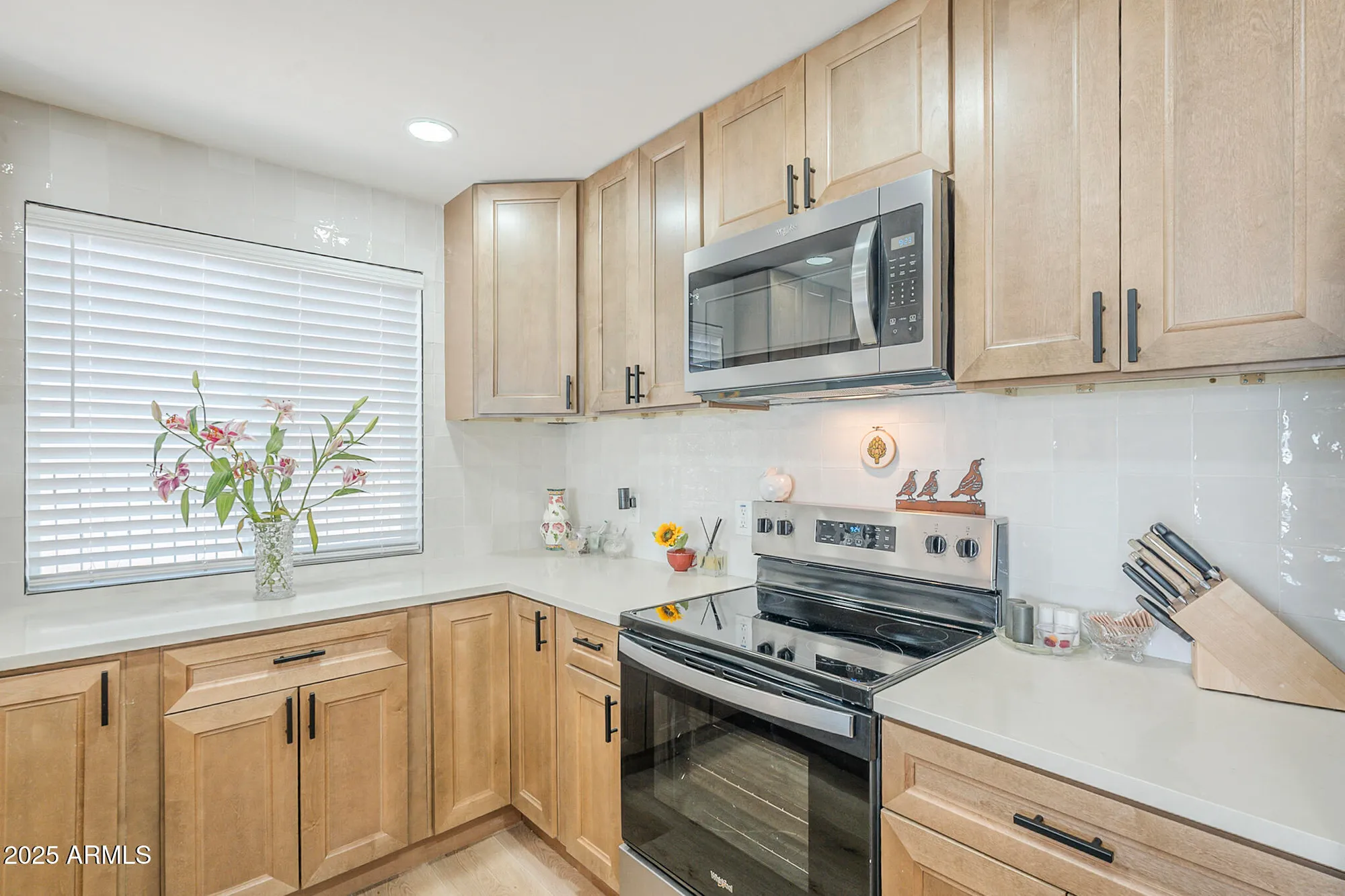 Property Slideshow image 12 of 53 | 11831 s paiute st, Phoenix, AZ, 85044