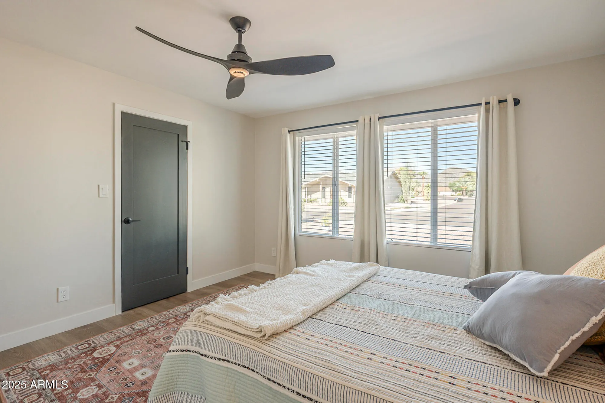 Property Slideshow image 26 of 53 | 11831 s paiute st, Phoenix, AZ, 85044