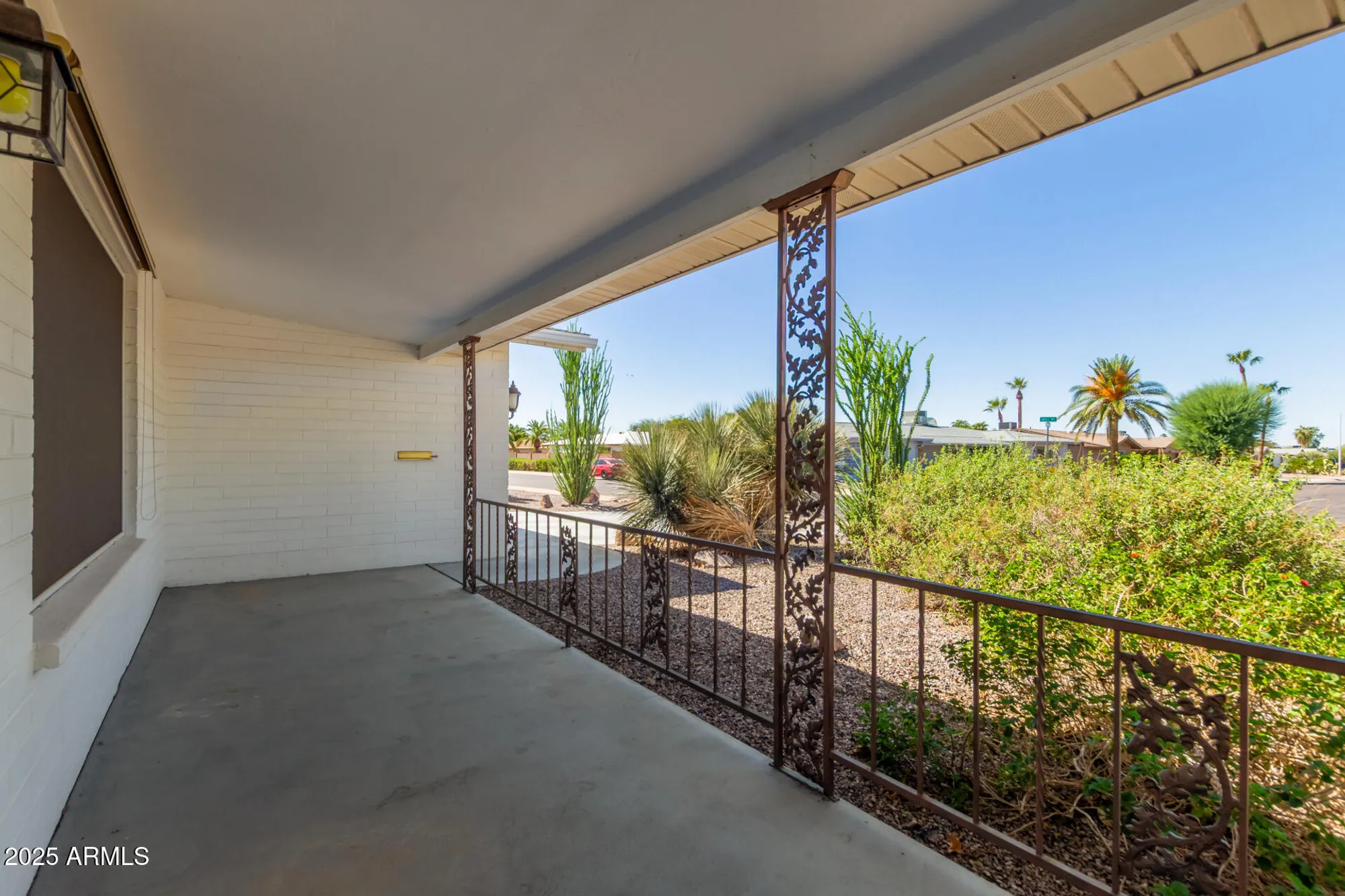 Property Slideshow image 7 of 33 | 243 n 61st pl, Mesa, AZ, 85205