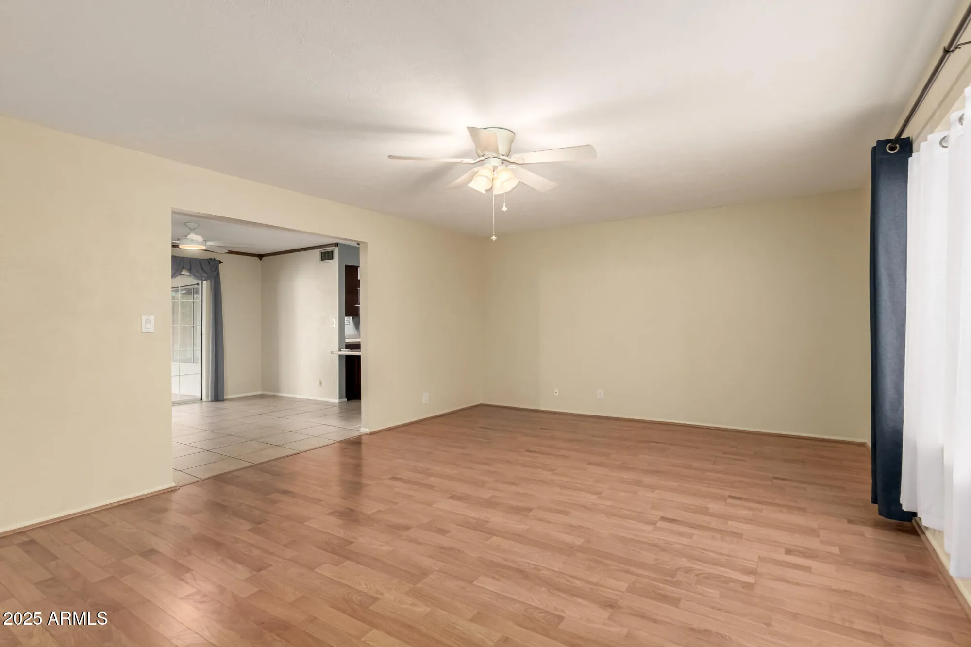 Property Slideshow image 8 of 33 | 243 n 61st pl, Mesa, AZ, 85205