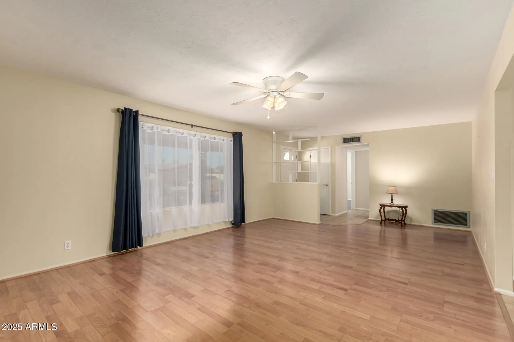 Property Slideshow image 9 of 33 | 243 n 61st pl, Mesa, AZ, 85205