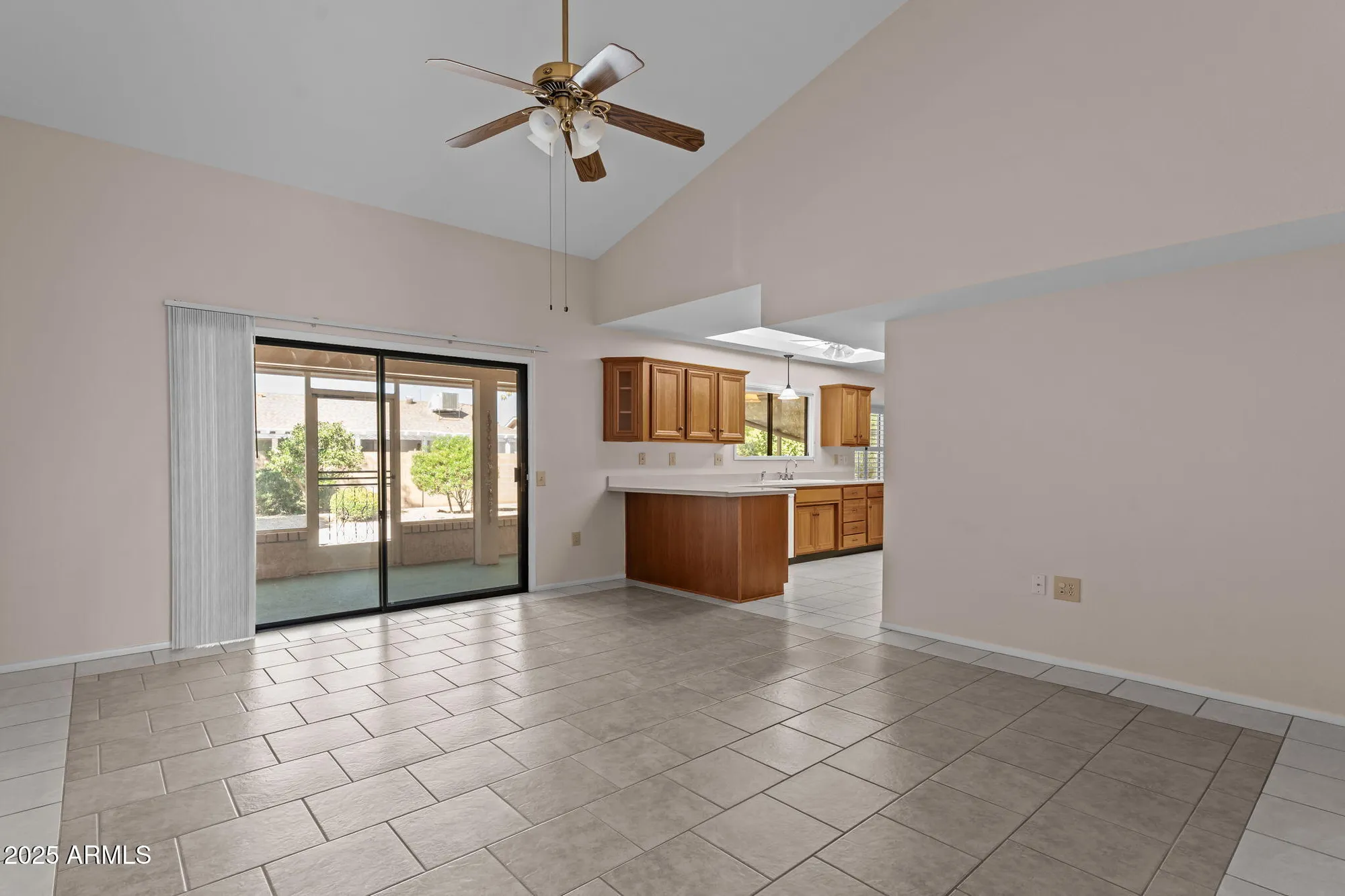 Property Slideshow image 9 of 38 | 14720 w buttonwood dr, Sun City West, AZ, 85375
