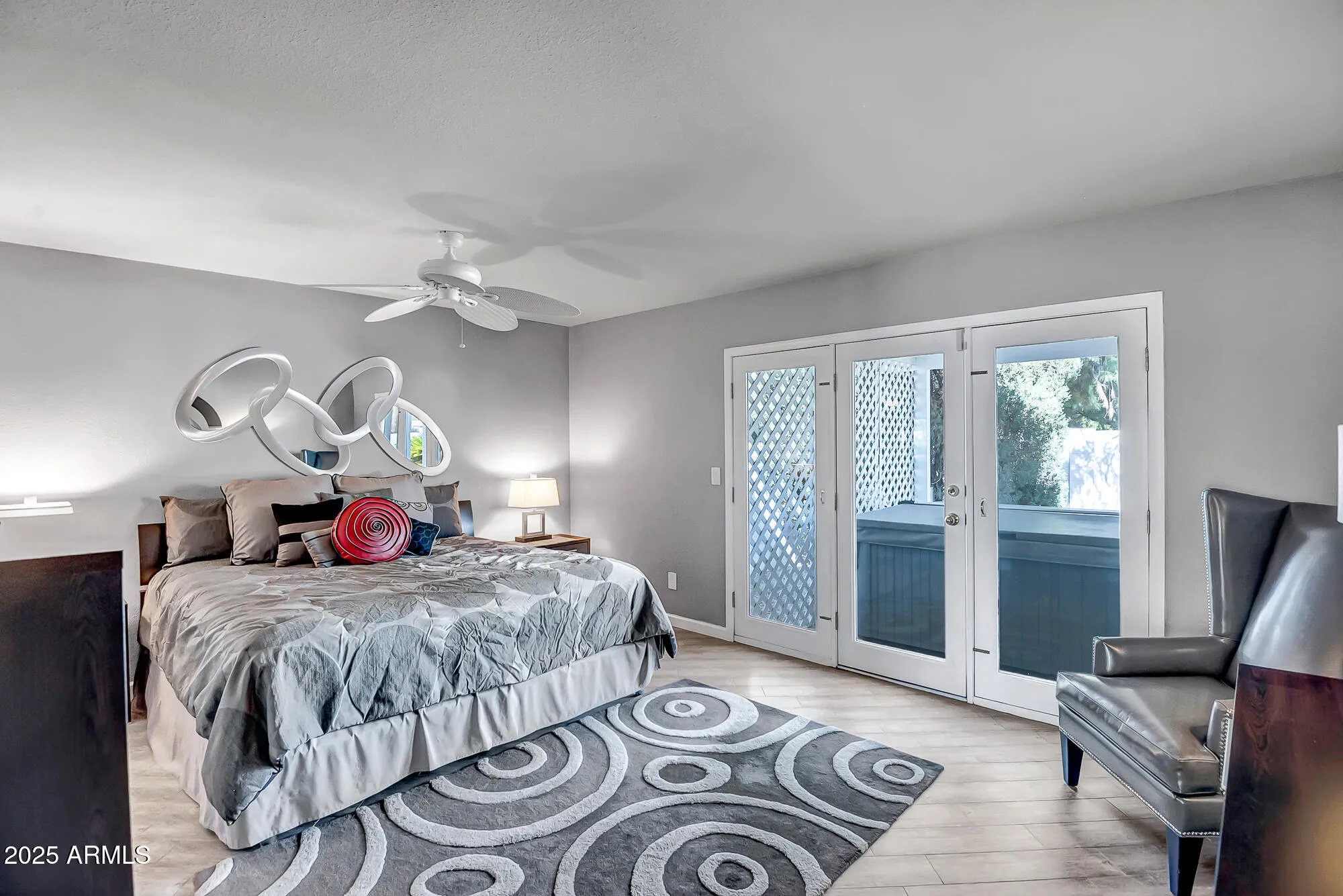 Property Slideshow image 16 of 37 | 110 e piping rock rd, Phoenix, AZ, 85022