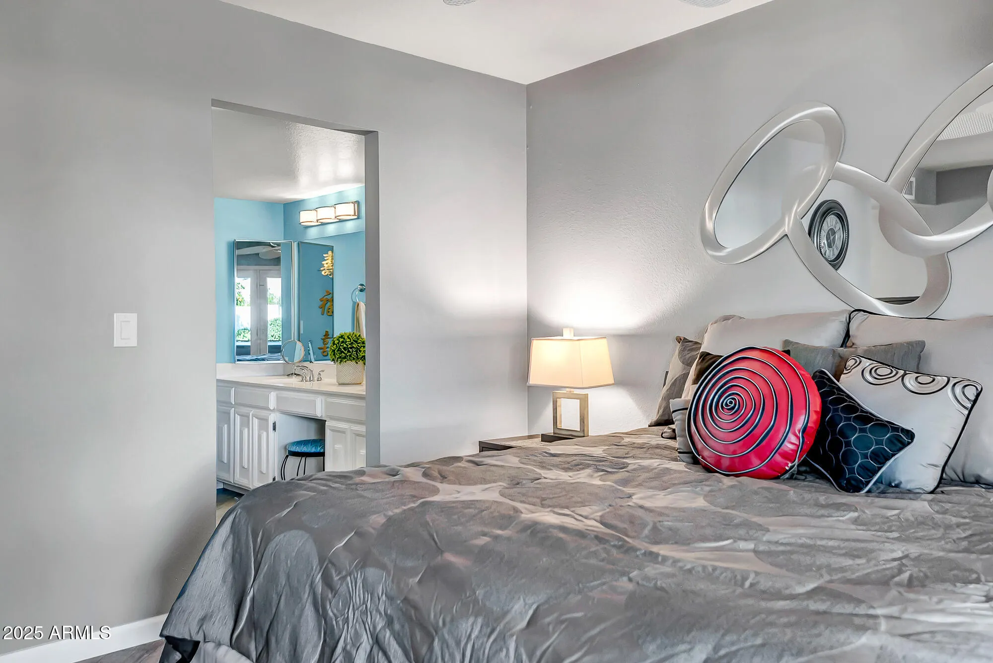 Property Slideshow image 18 of 37 | 110 e piping rock rd, Phoenix, AZ, 85022