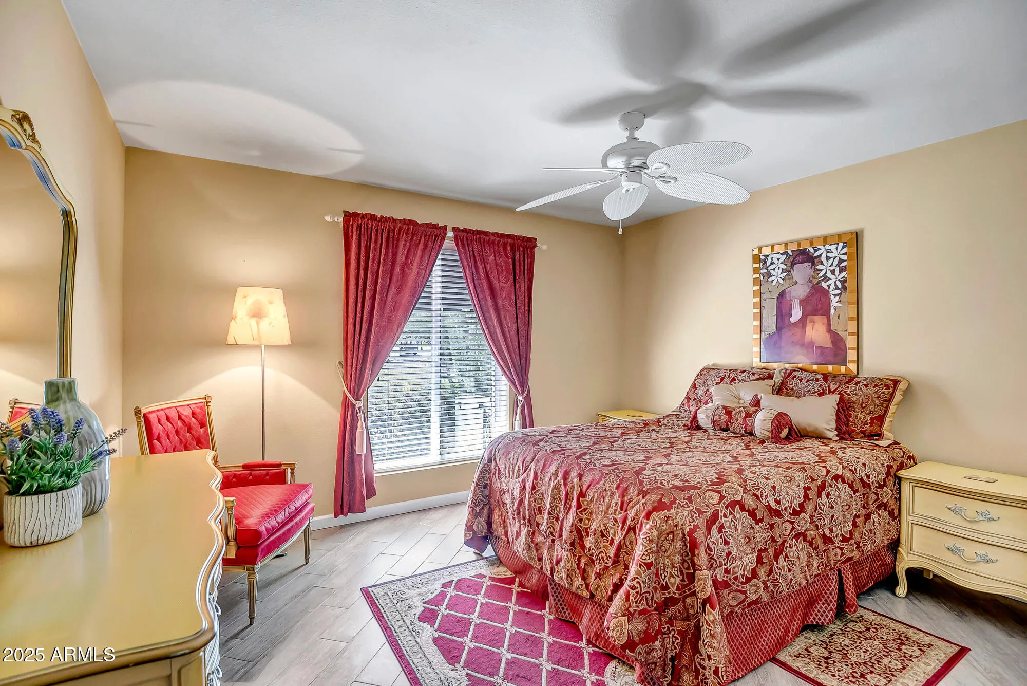 Property Slideshow image 22 of 37 | 110 e piping rock rd, Phoenix, AZ, 85022