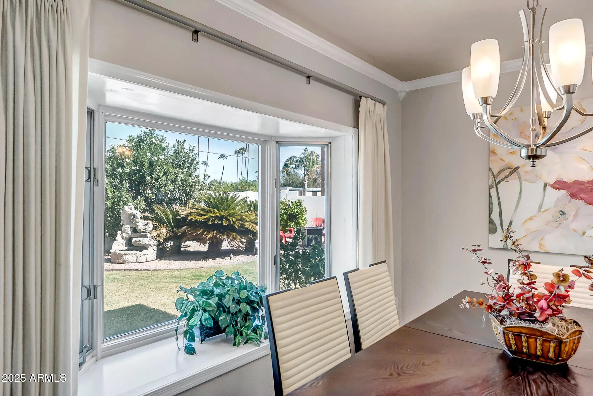 Property Slideshow image 25 of 37 | 110 e piping rock rd, Phoenix, AZ, 85022