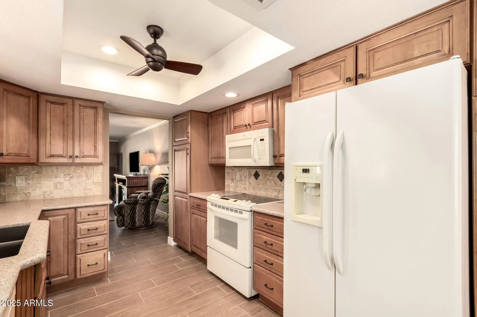 Property Slideshow image 16 of 45 | 709 s arrowwood way, Mesa, AZ, 85208