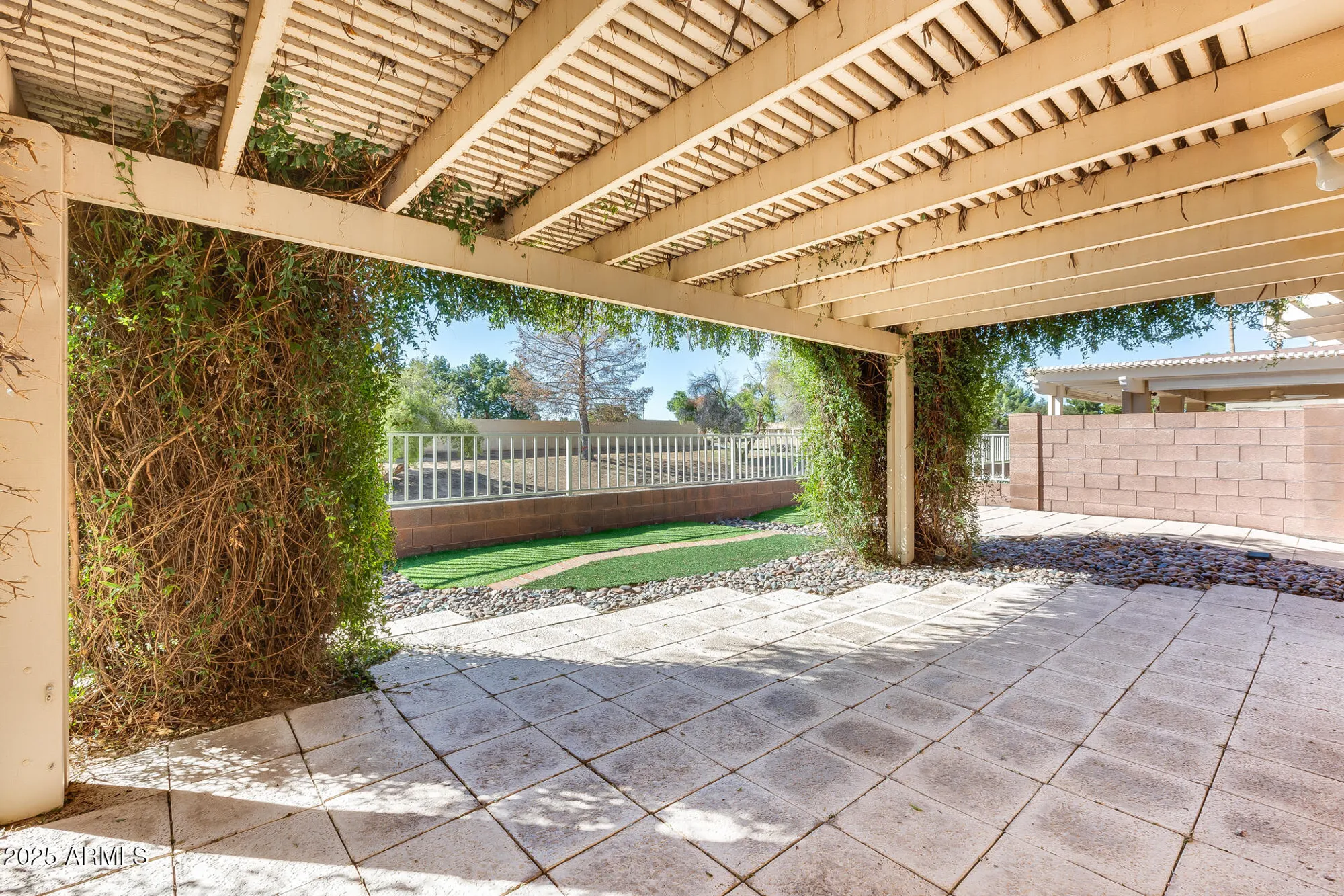 Property Slideshow image 39 of 72 | 17176 n winding trl, Surprise, AZ, 85374