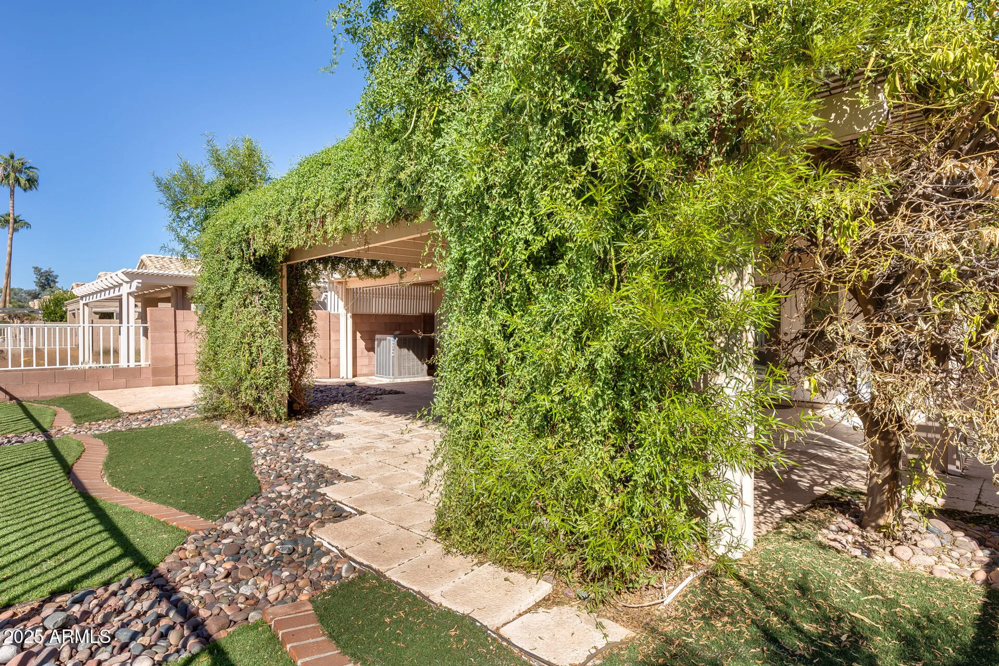 Property Slideshow image 41 of 72 | 17176 n winding trl, Surprise, AZ, 85374