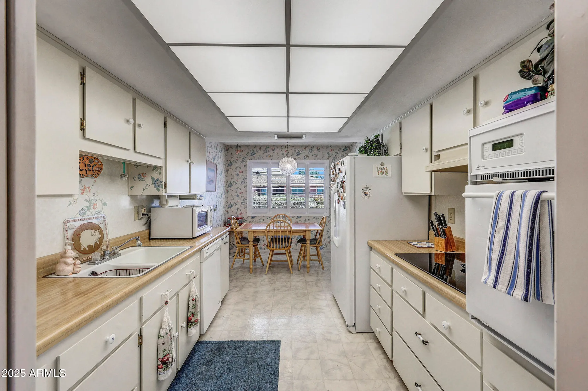 Property Slideshow image 3 of 47 | 9413 w raintree dr, Sun City, AZ, 85351