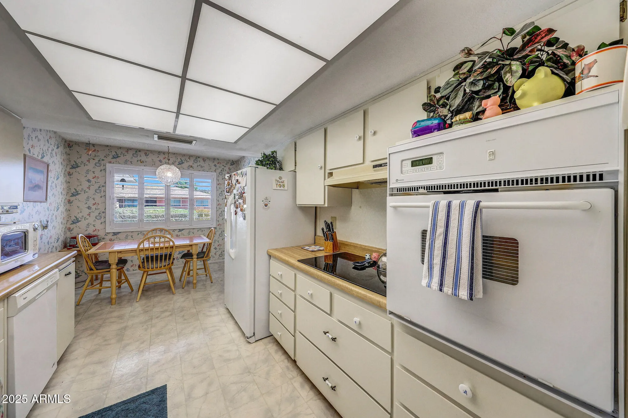 Property Slideshow image 19 of 47 | 9413 w raintree dr, Sun City, AZ, 85351