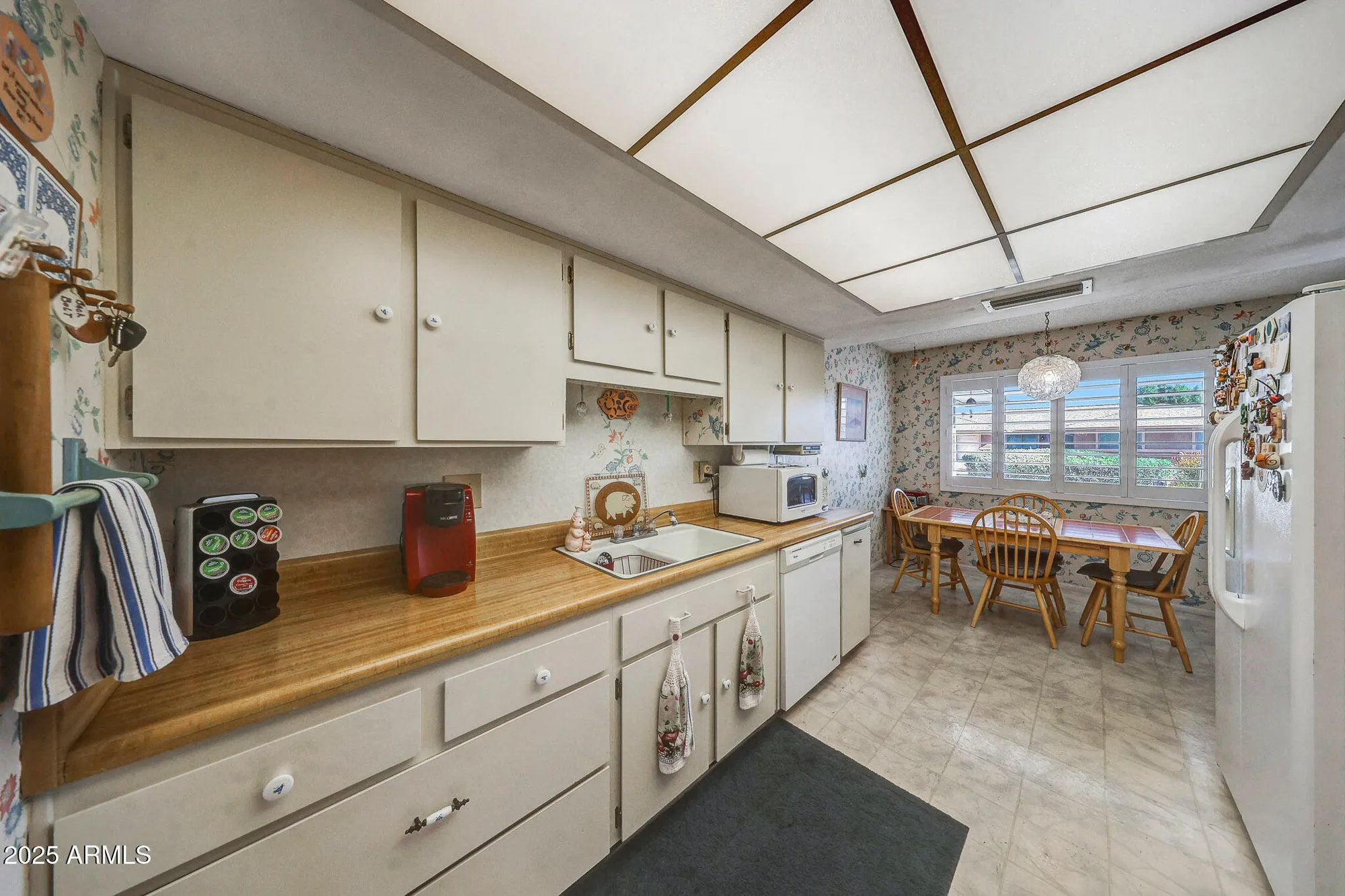 Property Slideshow image 20 of 47 | 9413 w raintree dr, Sun City, AZ, 85351