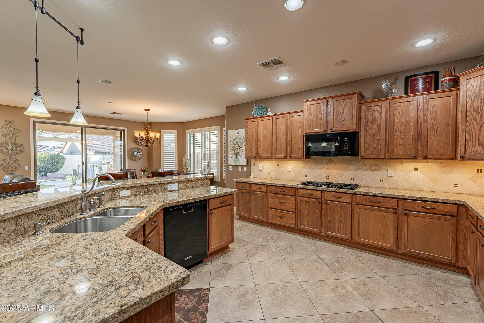 Property Slideshow image 15 of 64 | 4756 w nogales way, Eloy, AZ, 85131