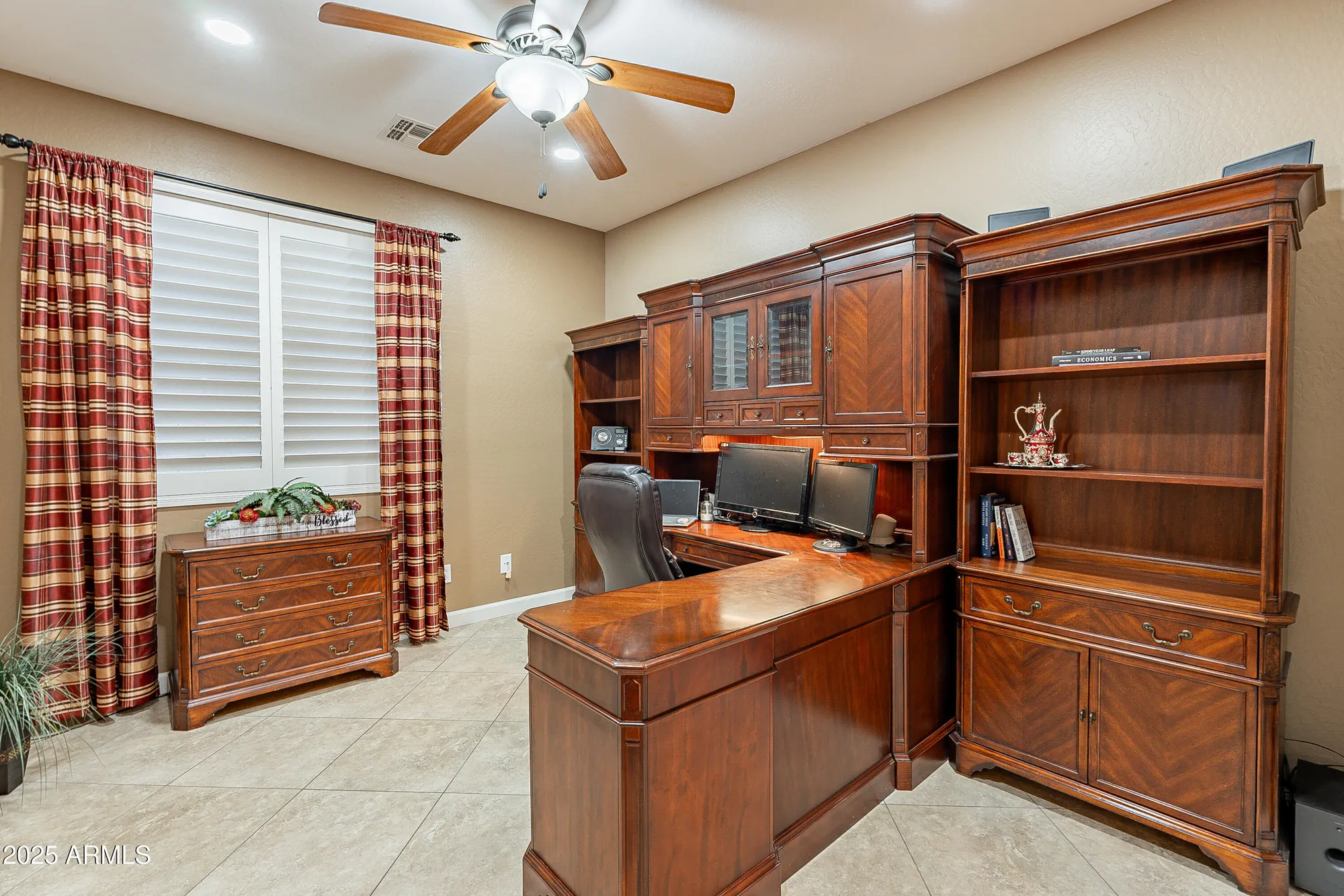 Property Slideshow image 22 of 64 | 4756 w nogales way, Eloy, AZ, 85131