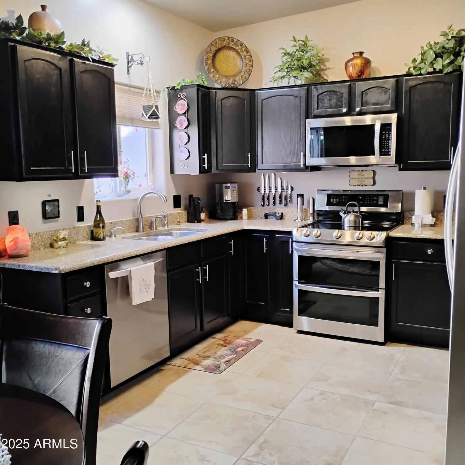Property Slideshow image 1 of 31 | 369 s taylors trl, Sierra Vista, AZ, 85635