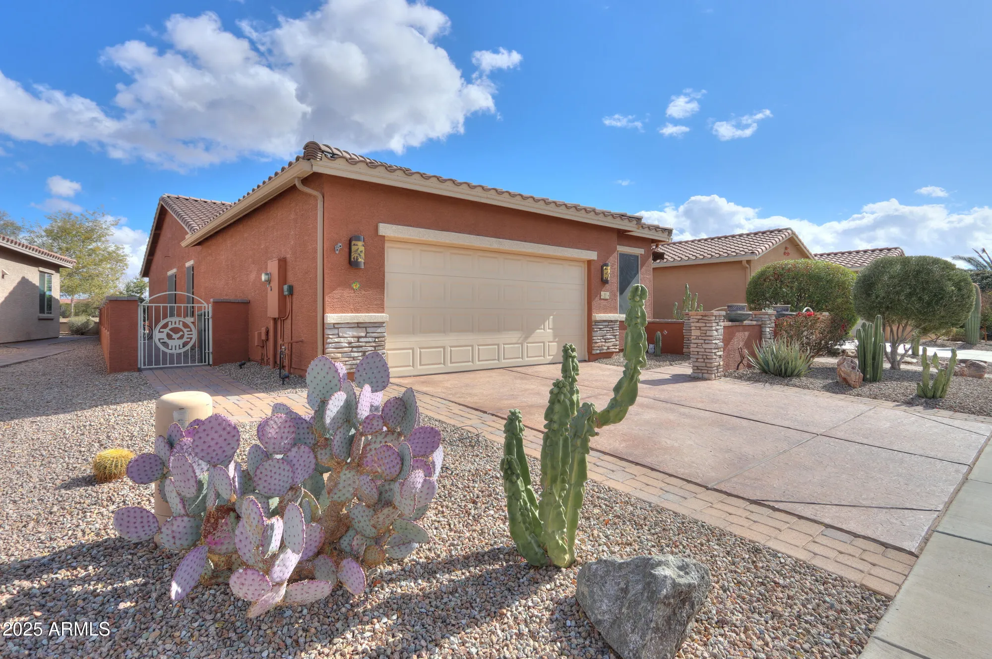 Property Slideshow image 3 of 55 | 22 s mesilla ln, Casa Grande, AZ, 85194