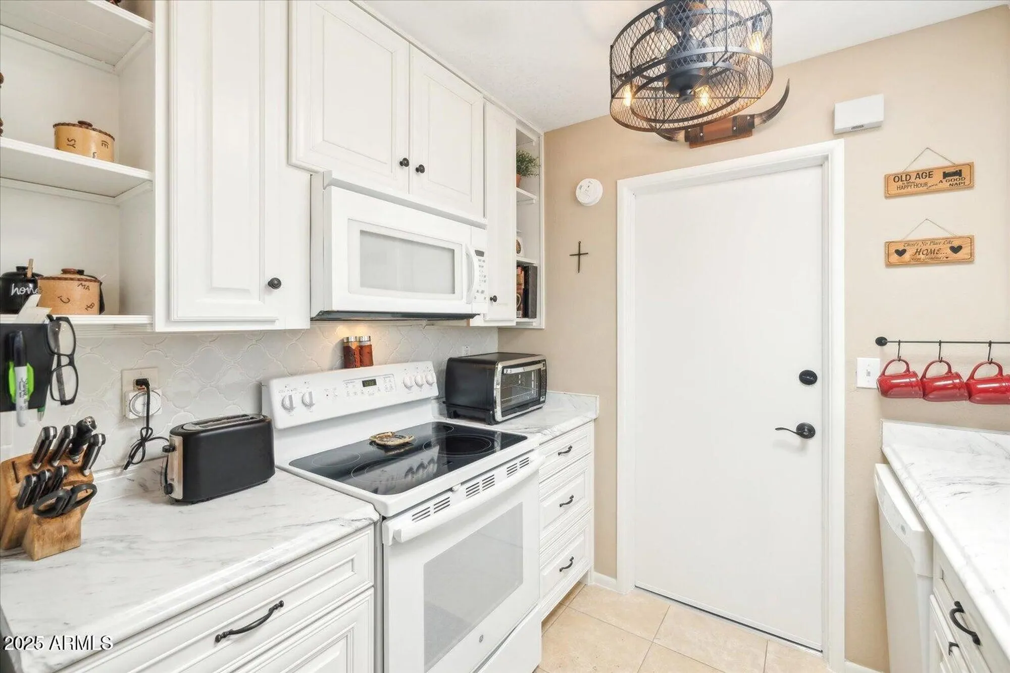 Property Slideshow image 20 of 52 | 17031 n pinion ln, Sun City, AZ, 85373