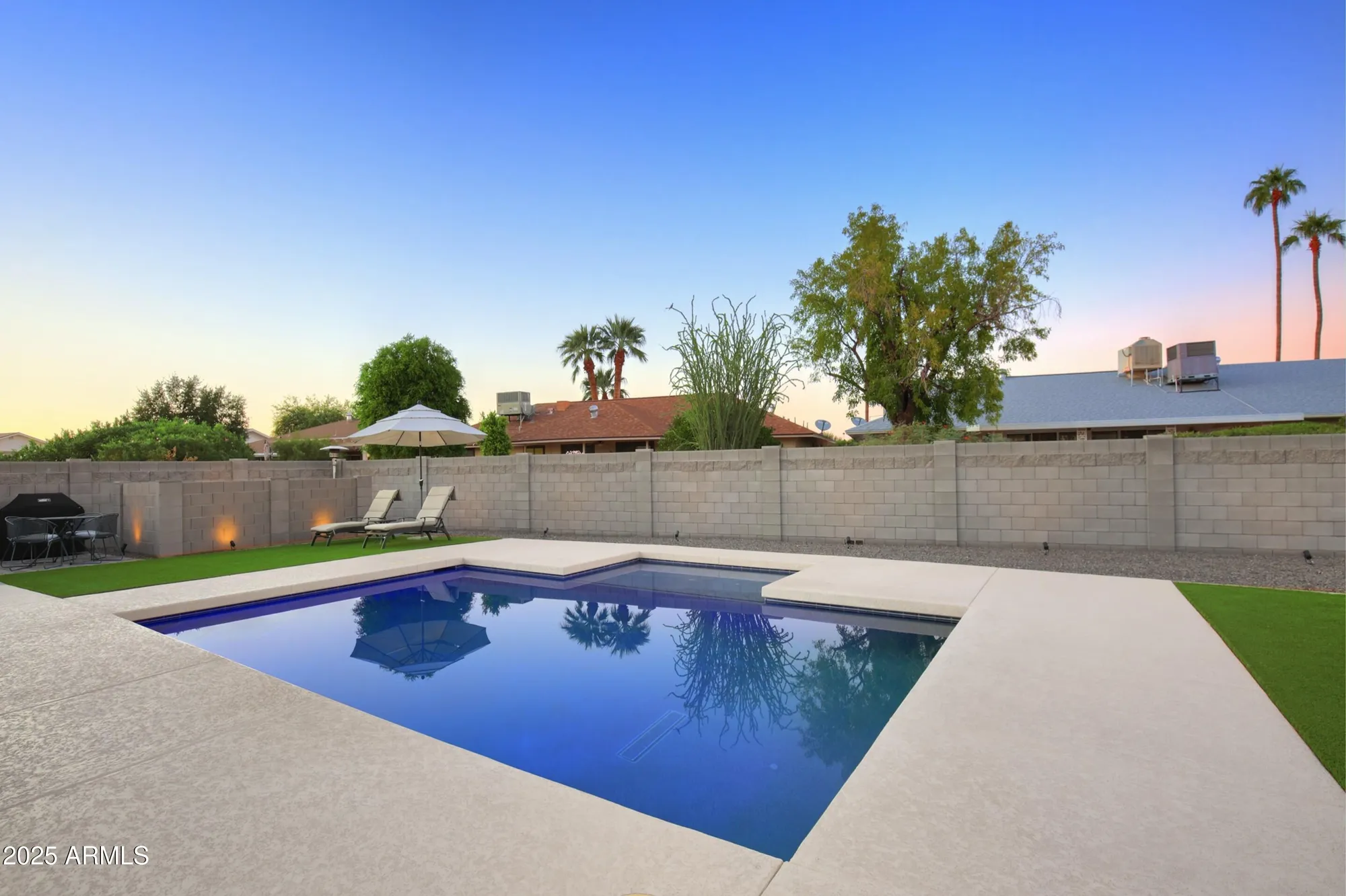 Property Slideshow image 28 of 47 | 13202 w hardwood dr, Sun City West, AZ, 85375