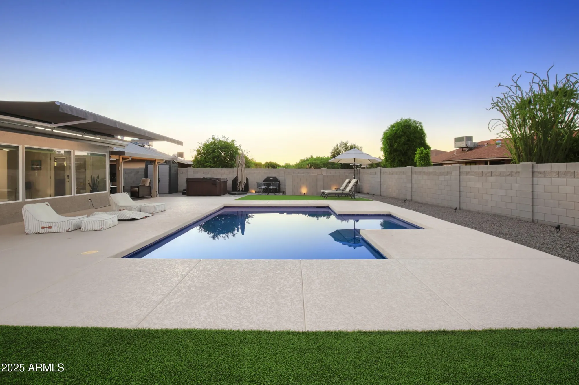 Property Slideshow image 29 of 47 | 13202 w hardwood dr, Sun City West, AZ, 85375