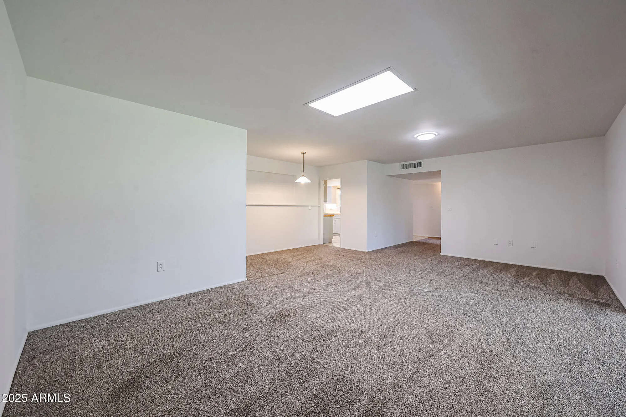 Property Slideshow image 23 of 38 | 10410 w saratoga cir, Sun City, AZ, 85351