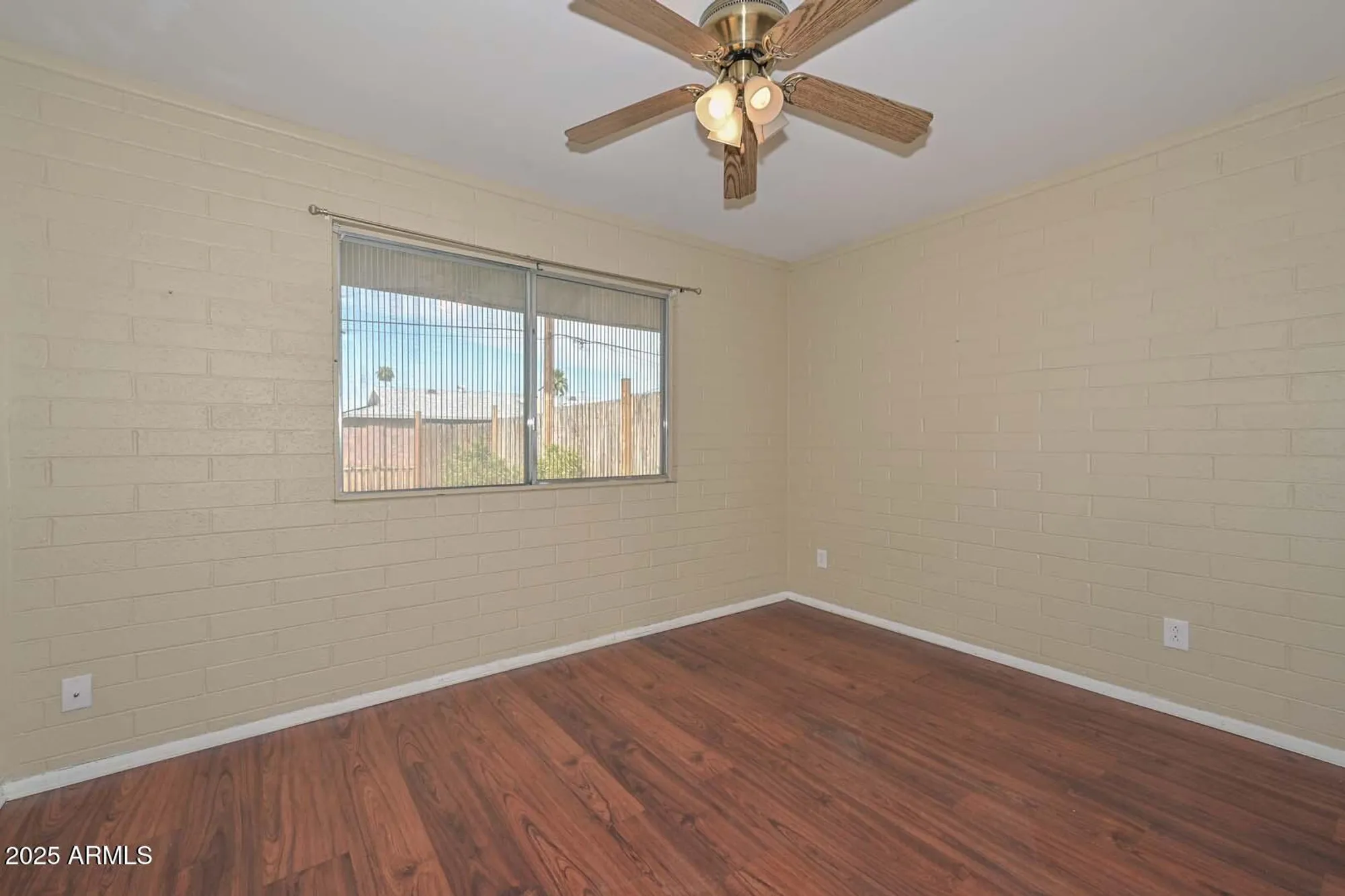 Property Slideshow image 5 of 47 | 10816 n madison dr, Sun City, AZ, 85351