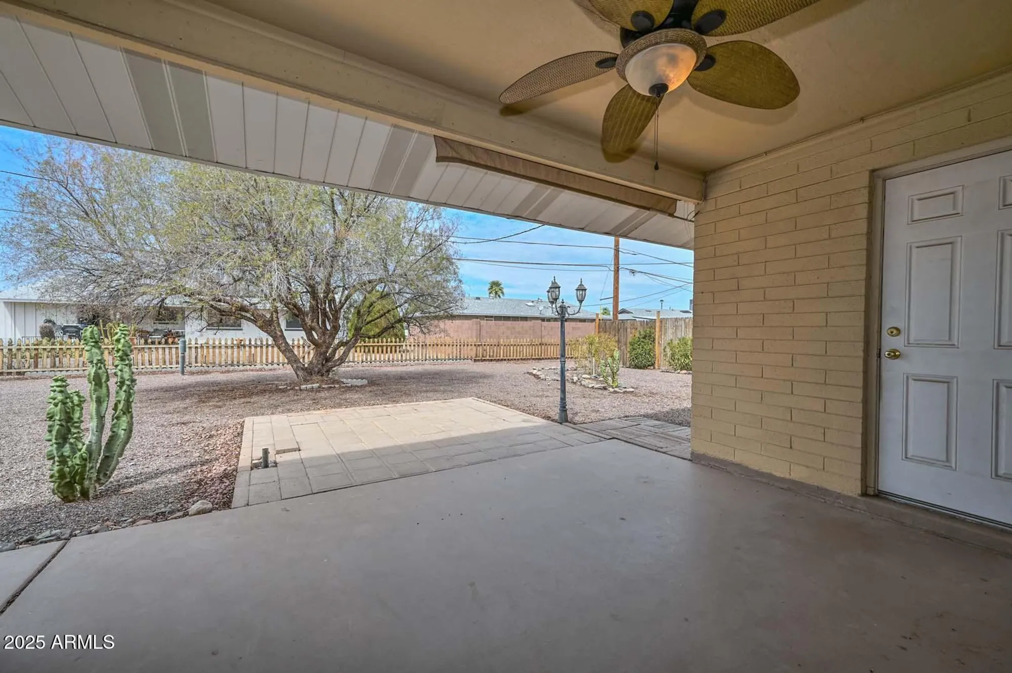Property Slideshow image 15 of 47 | 10816 n madison dr, Sun City, AZ, 85351