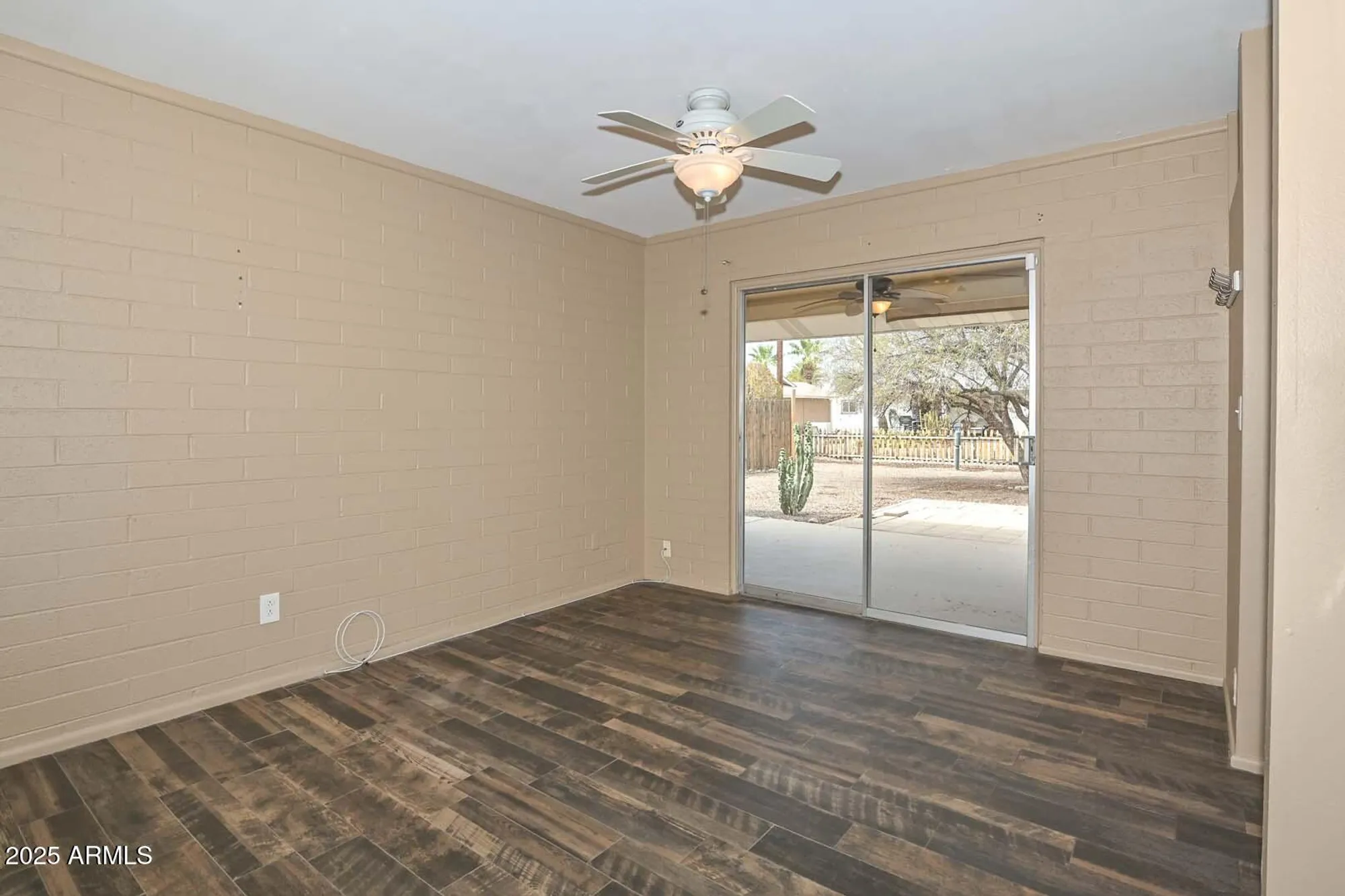Property Slideshow image 17 of 47 | 10816 n madison dr, Sun City, AZ, 85351