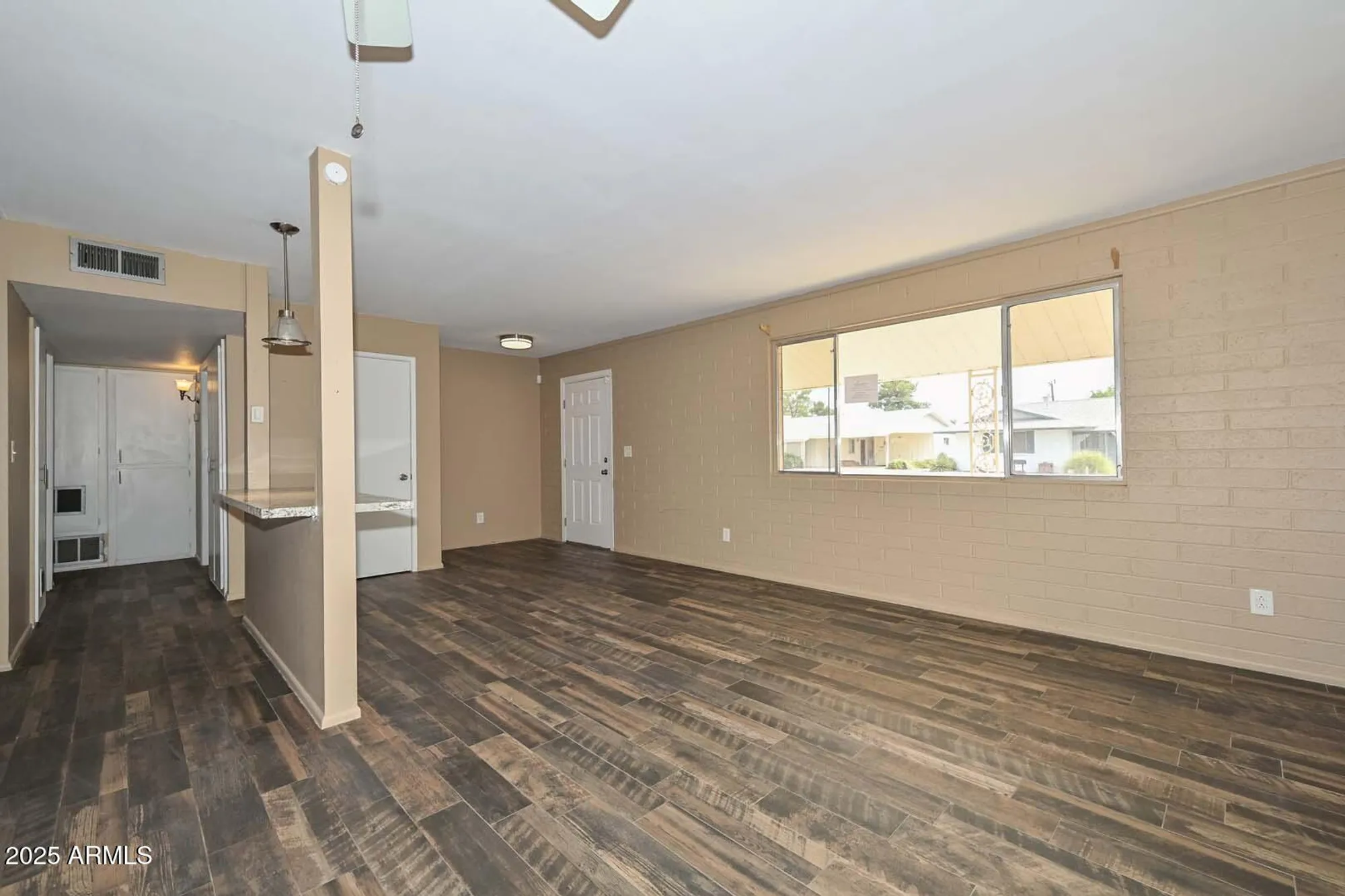 Property Slideshow image 23 of 47 | 10816 n madison dr, Sun City, AZ, 85351