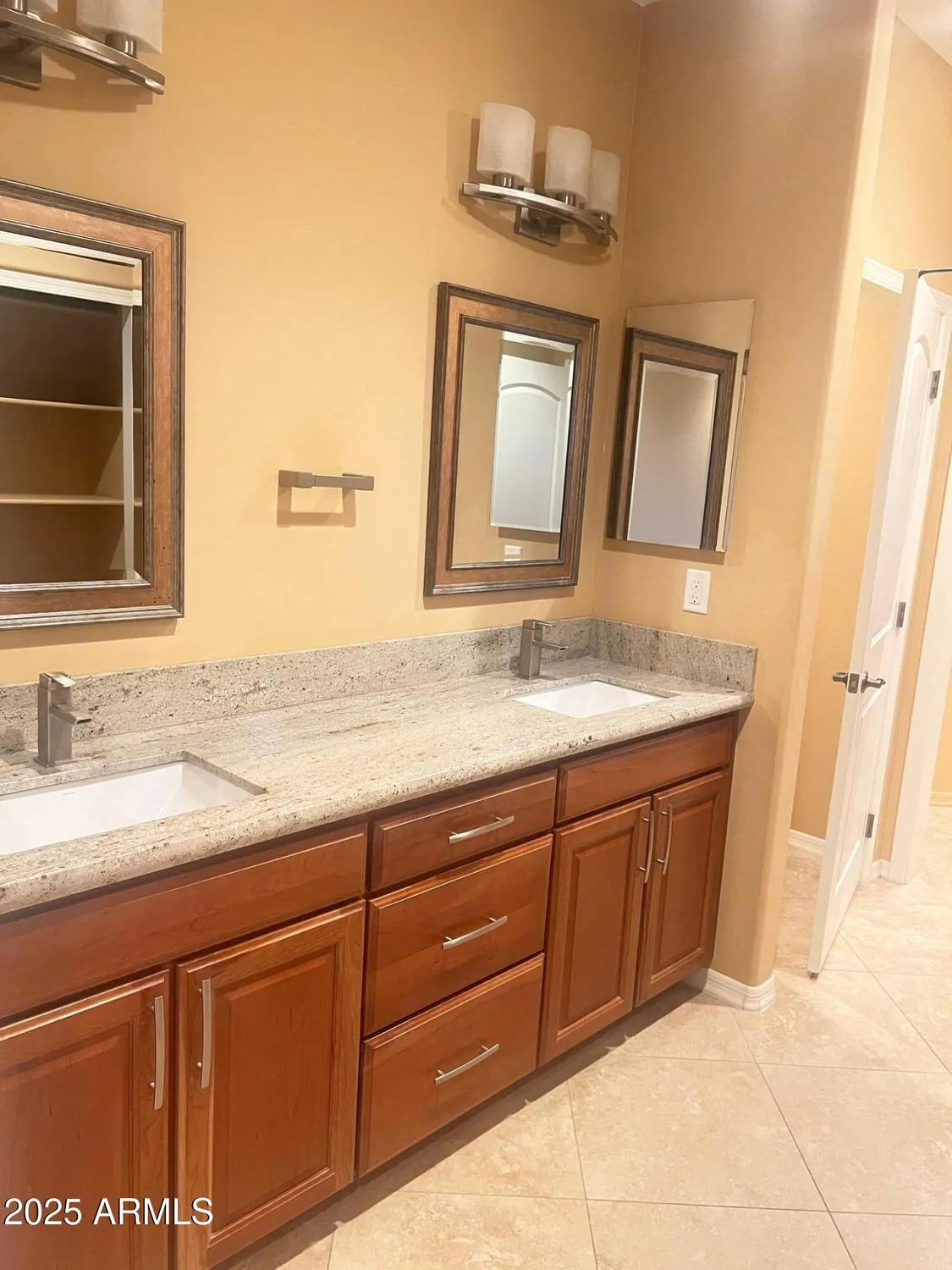 Property Slideshow image 25 of 34 | 5721 e player pl, Mesa, AZ, 85215