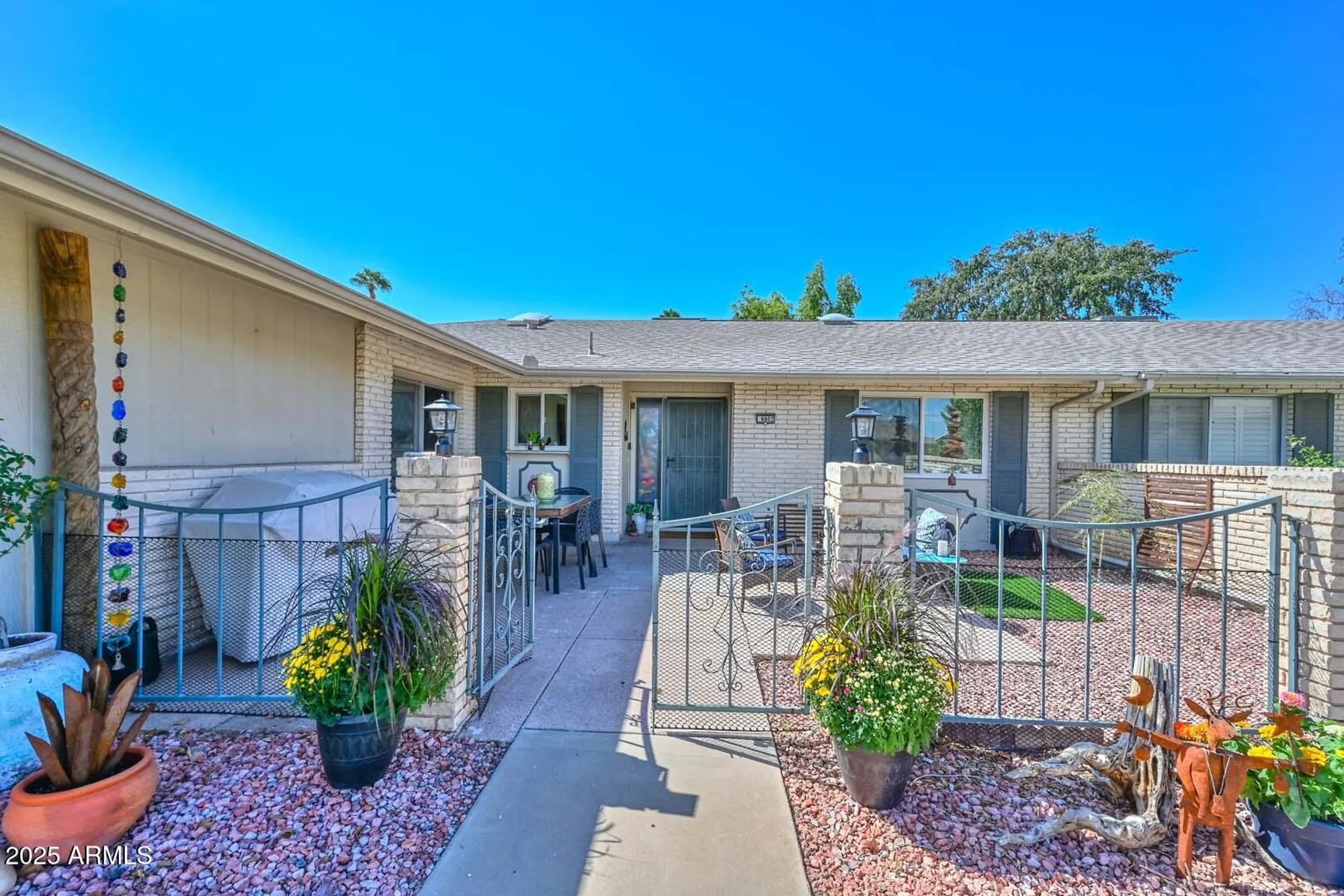 Property Slideshow image 2 of 62 | 9802 n 107th ave, Sun City, AZ, 85351