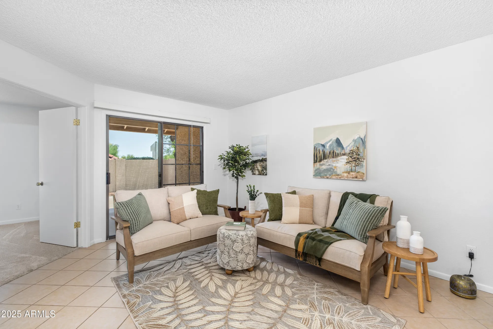 Property Slideshow image 5 of 32 | 13029 s 44th pl, Phoenix, AZ, 85044