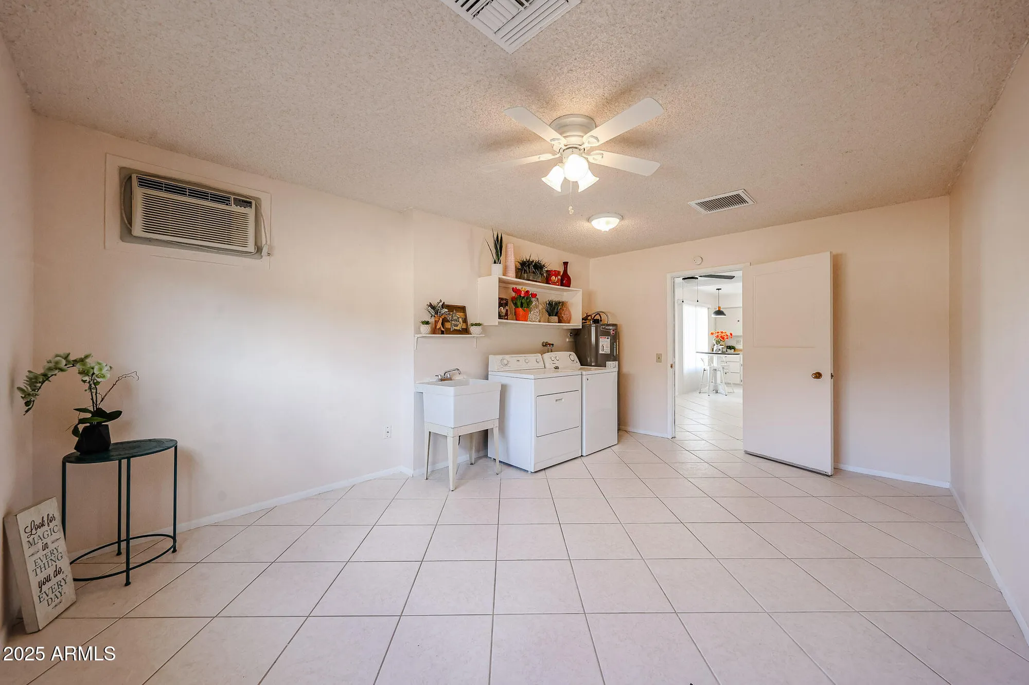 Property Slideshow image 18 of 33 | 9714 w mockingbird dr, Sun City, AZ, 85373