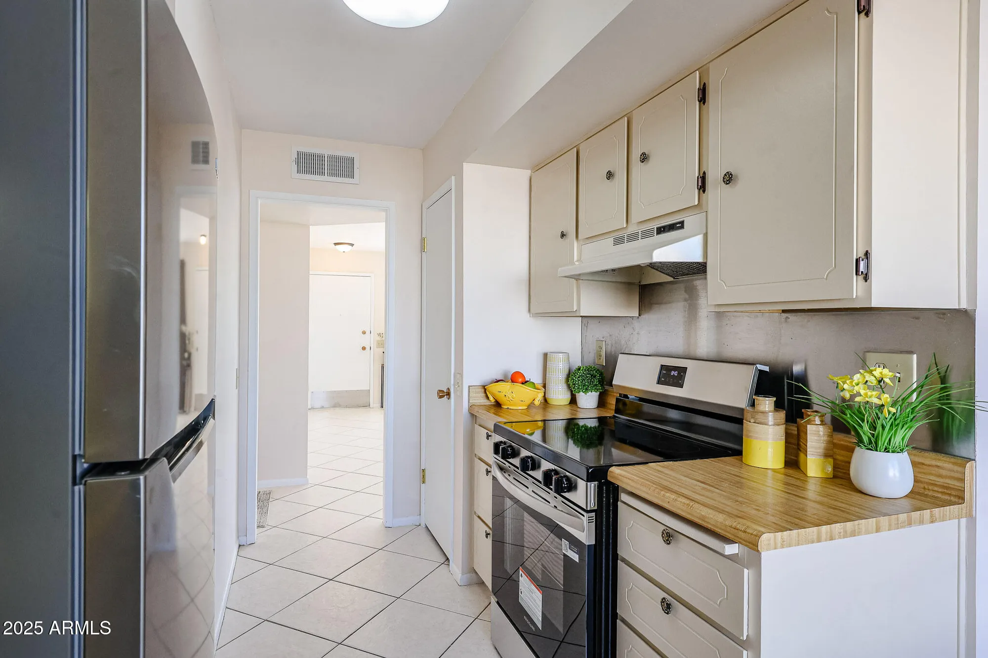 Property Slideshow image 12 of 33 | 9714 w mockingbird dr, Sun City, AZ, 85373