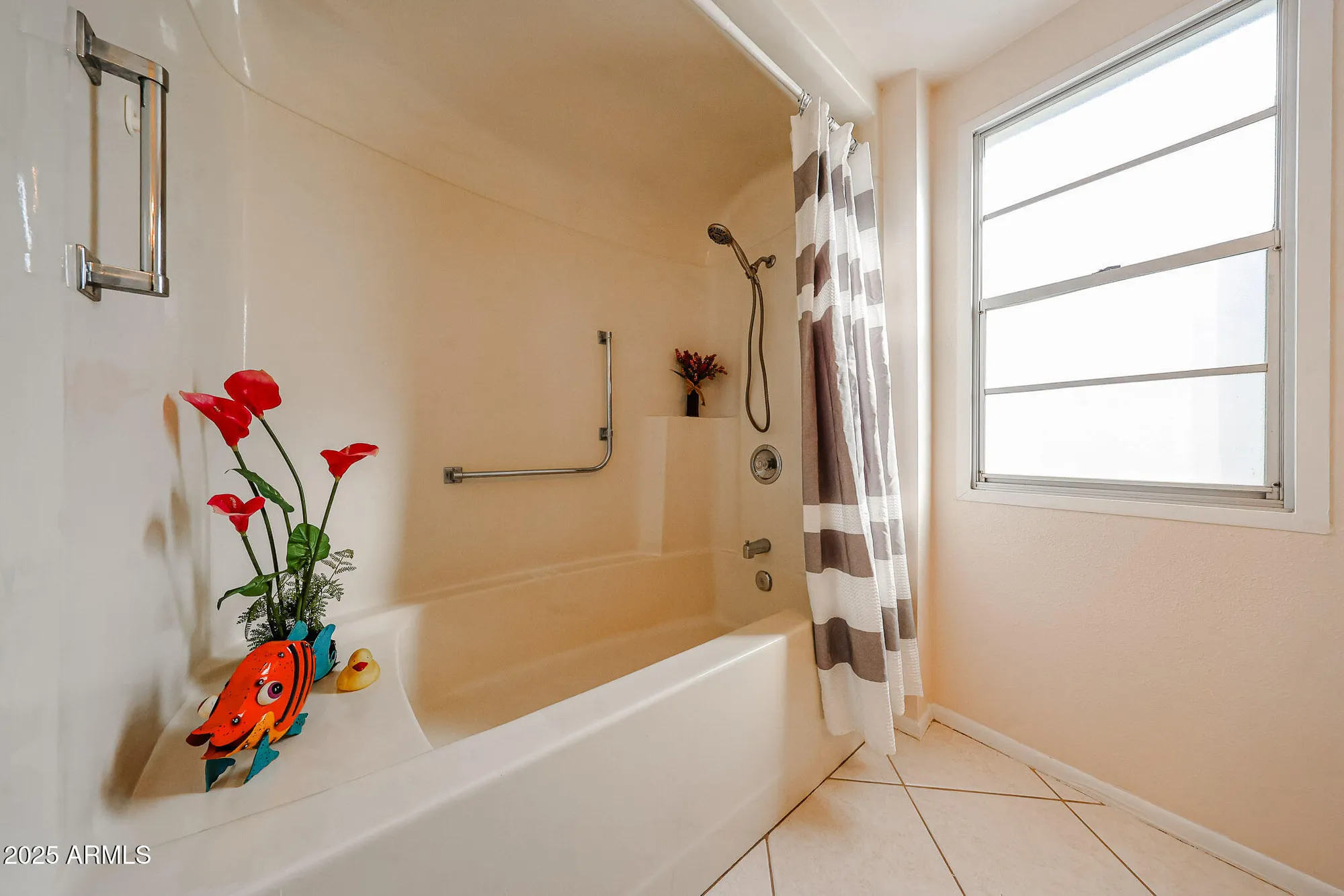 Property Slideshow image 20 of 33 | 9714 w mockingbird dr, Sun City, AZ, 85373