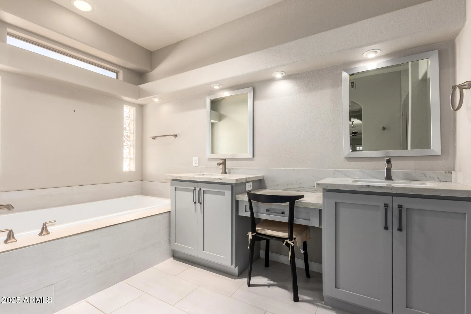 Property Slideshow image 19 of 51 | 24648 s desert trail dr, Sun Lakes, AZ, 85248