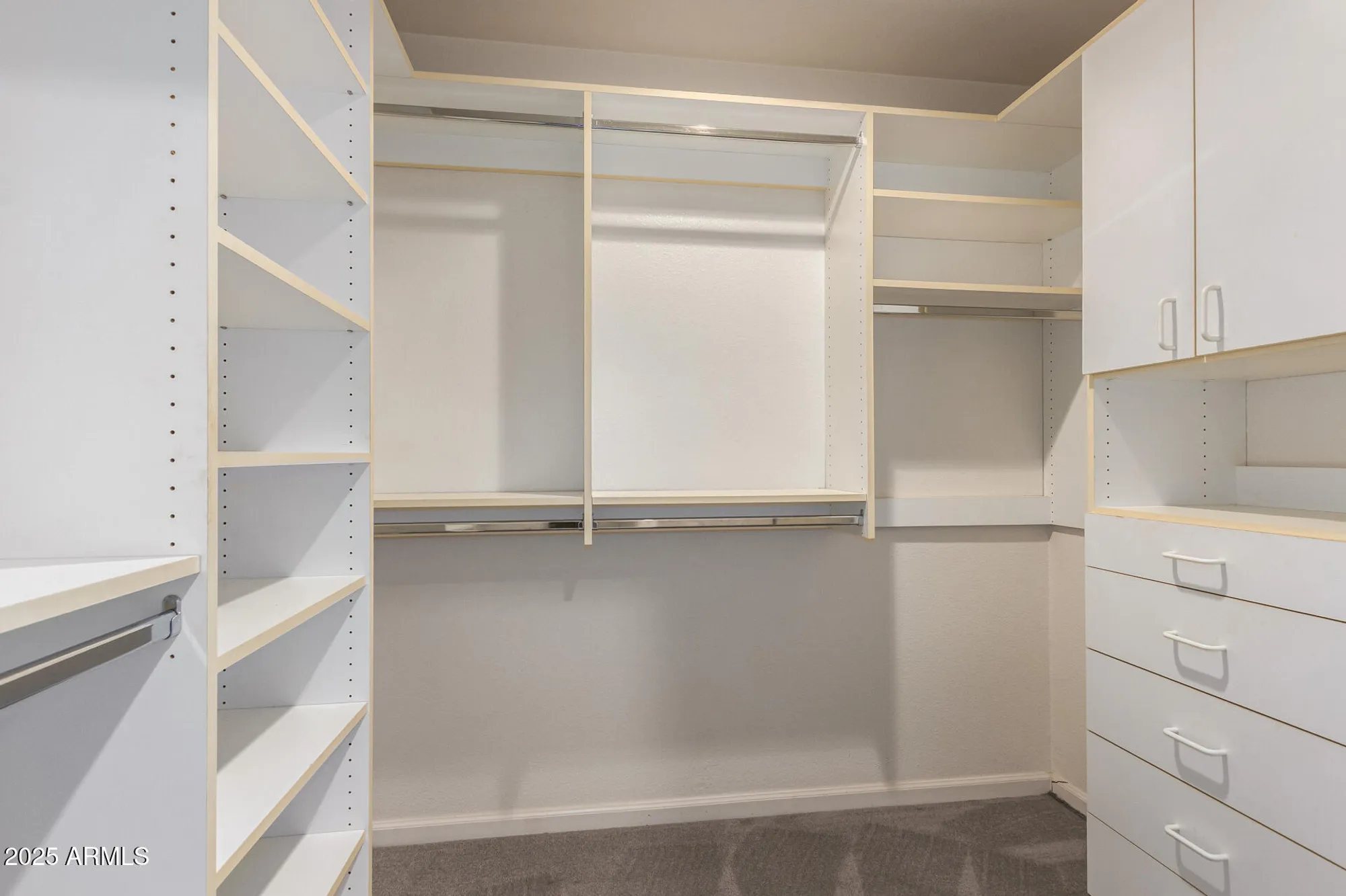 Property Slideshow image 21 of 51 | 24648 s desert trail dr, Sun Lakes, AZ, 85248